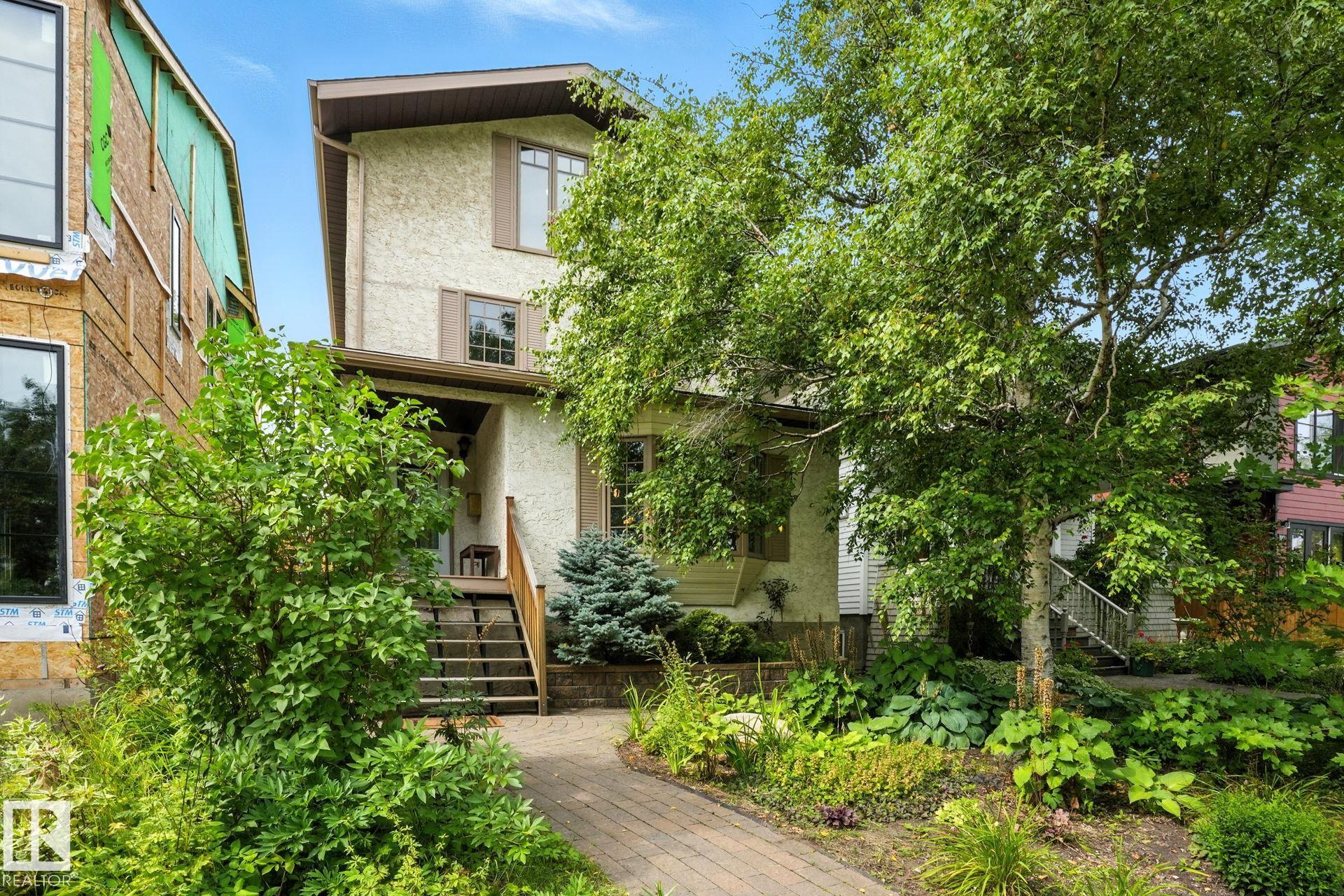 126 St Nw Unit 10416 St, Edmonton, AB T5N 1T8