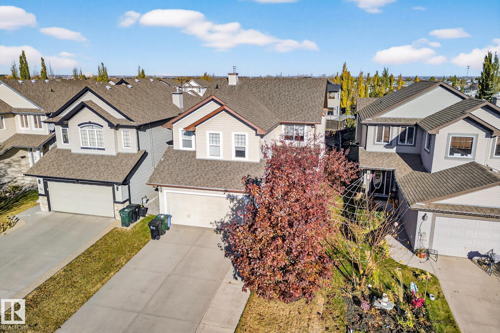 38 Summercourt Rd, Sherwood Park, AB T8H 2V9