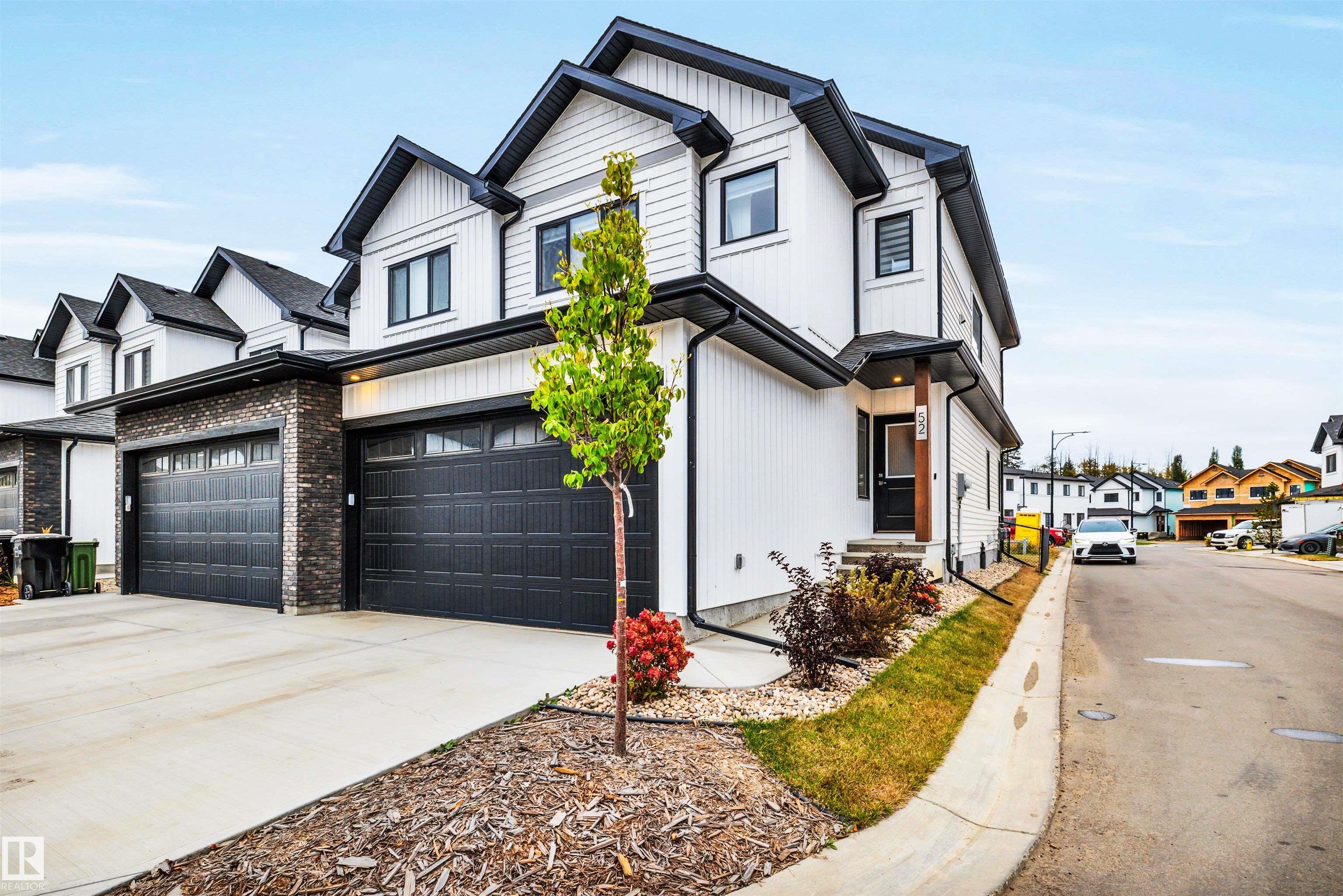5122 213a Street Northwest #52, Edmonton, AB T6M 0K7