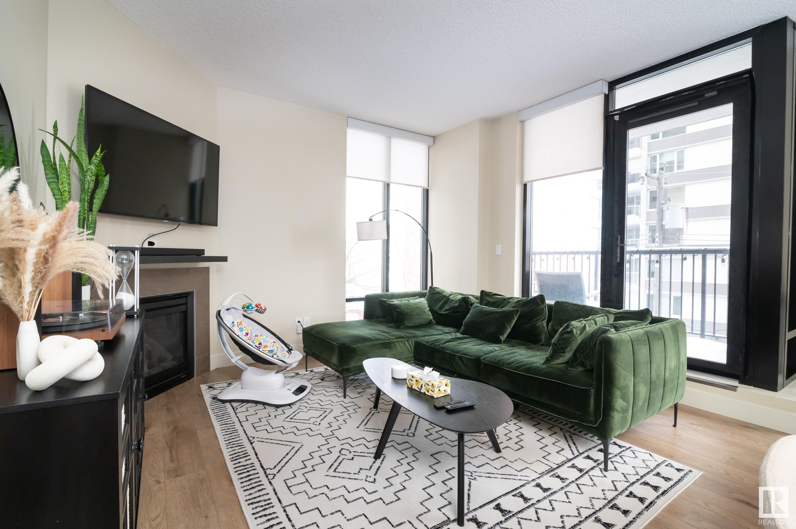 11933 Jasper Avenue Ave NW #304, Edmonton, AB T5K 0P1