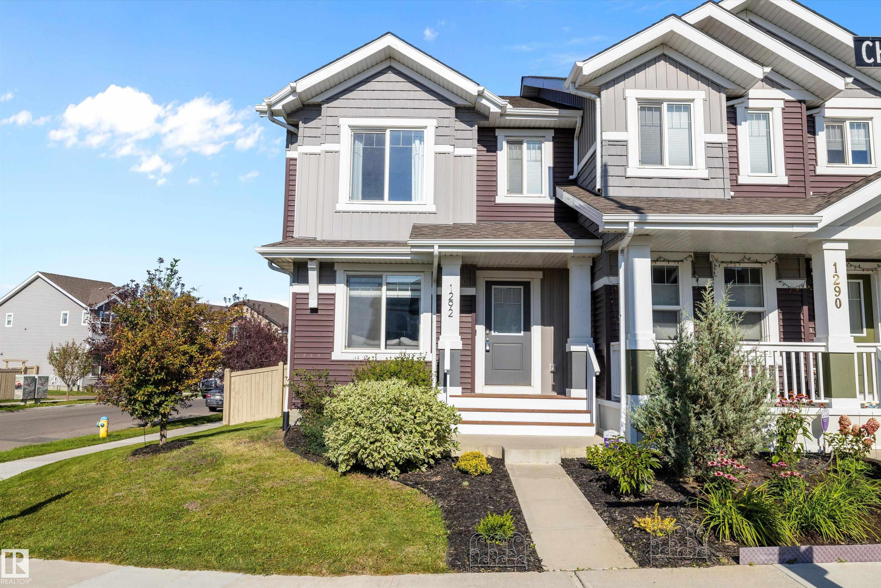 1292 Chappelle Bv Blvd SW, Edmonton, AB T3W 3S1