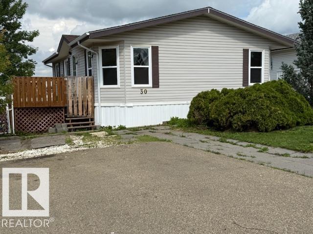 30 Oak Ridge Dr NW, Edmonton, AB T6P 1G8