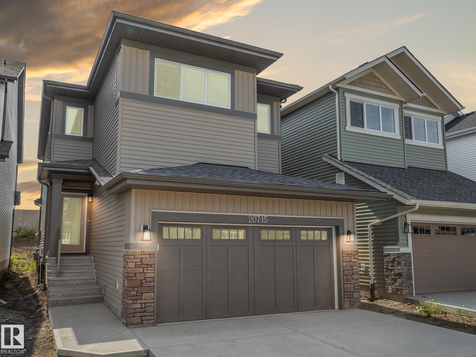 24 Av Nw Unit 20715 Ave, Edmonton, AB T6M 2C4