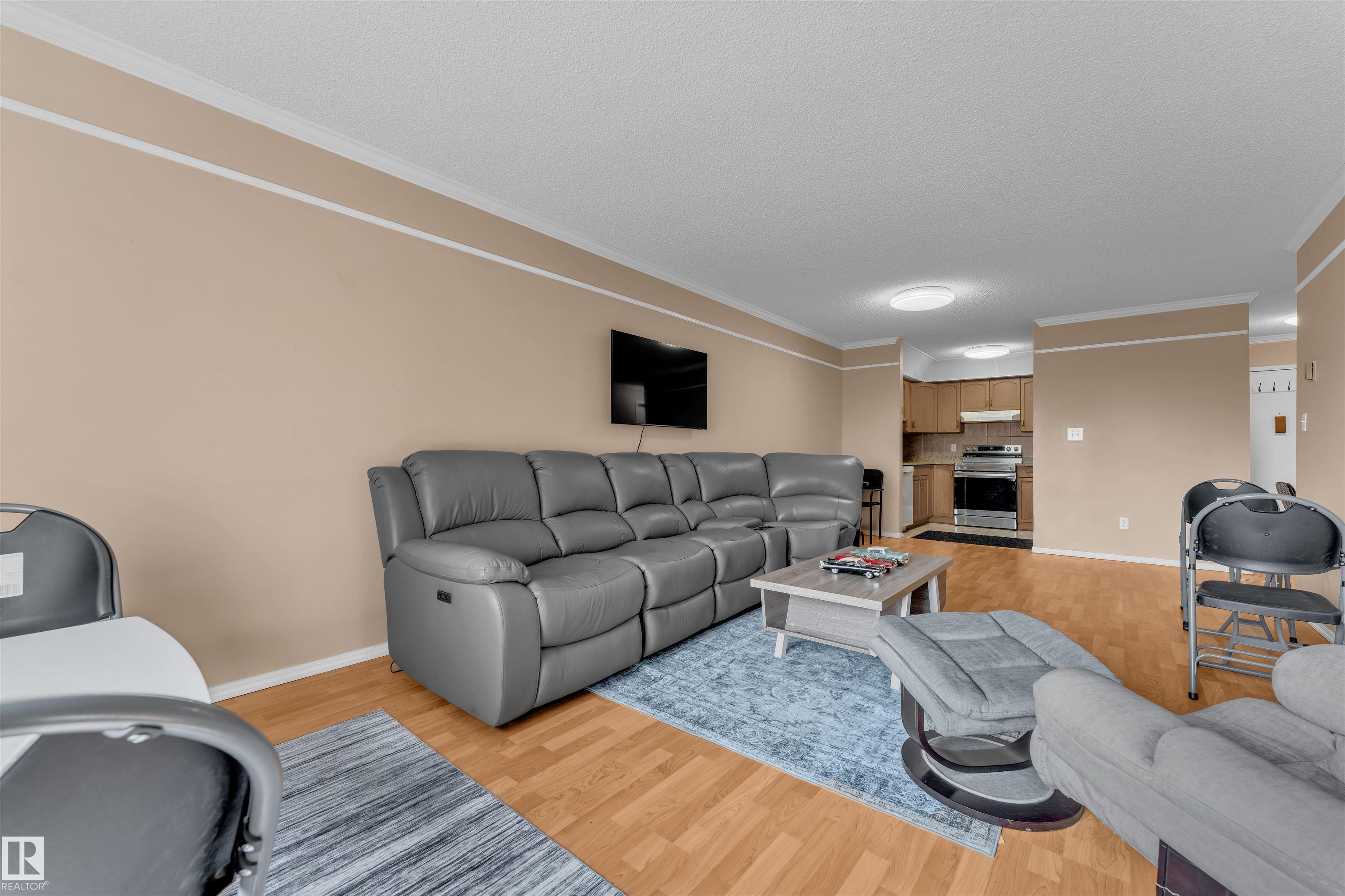 18020 95 Avenue Northwest #306, Edmonton, AB T5T 6B2