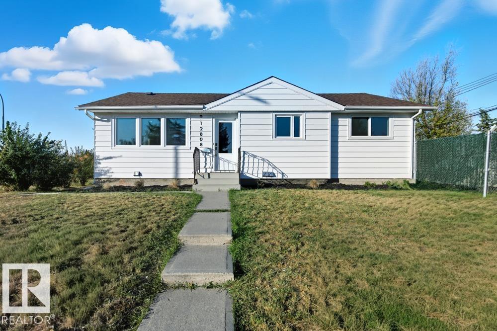133 Av Nw Unit 12808 Ave, Edmonton, AB T5L 3S3