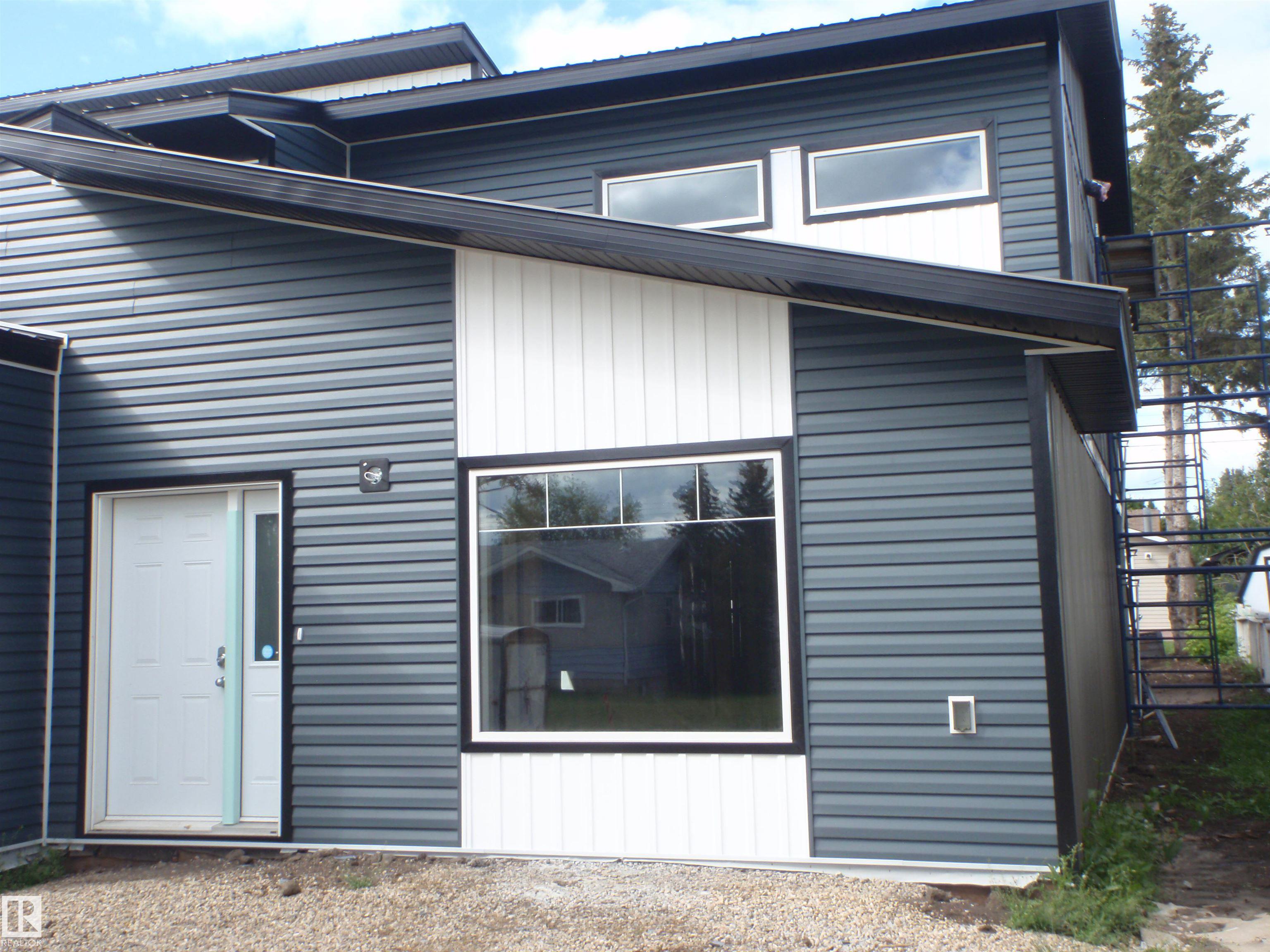 55 Av Unit 4416 Ave, Barrhead, AB T7N 1K1