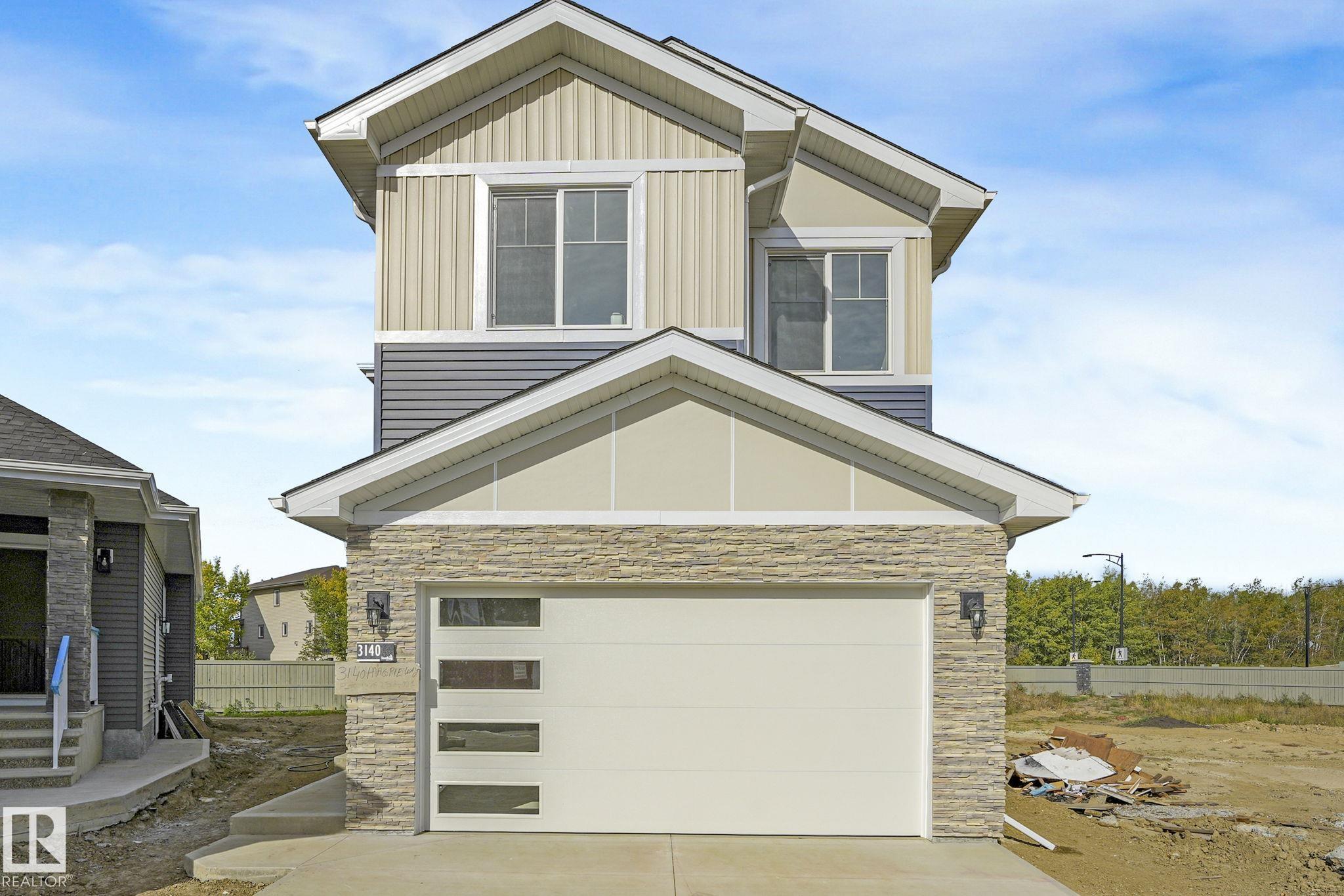 3136 Magpie Way NW, Edmonton, AB T5S 0E1