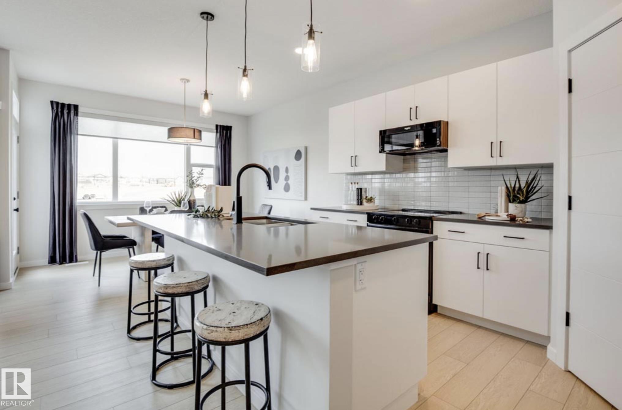 228 St Nw Unit 8019 St, Edmonton, AB T5T 7X8
