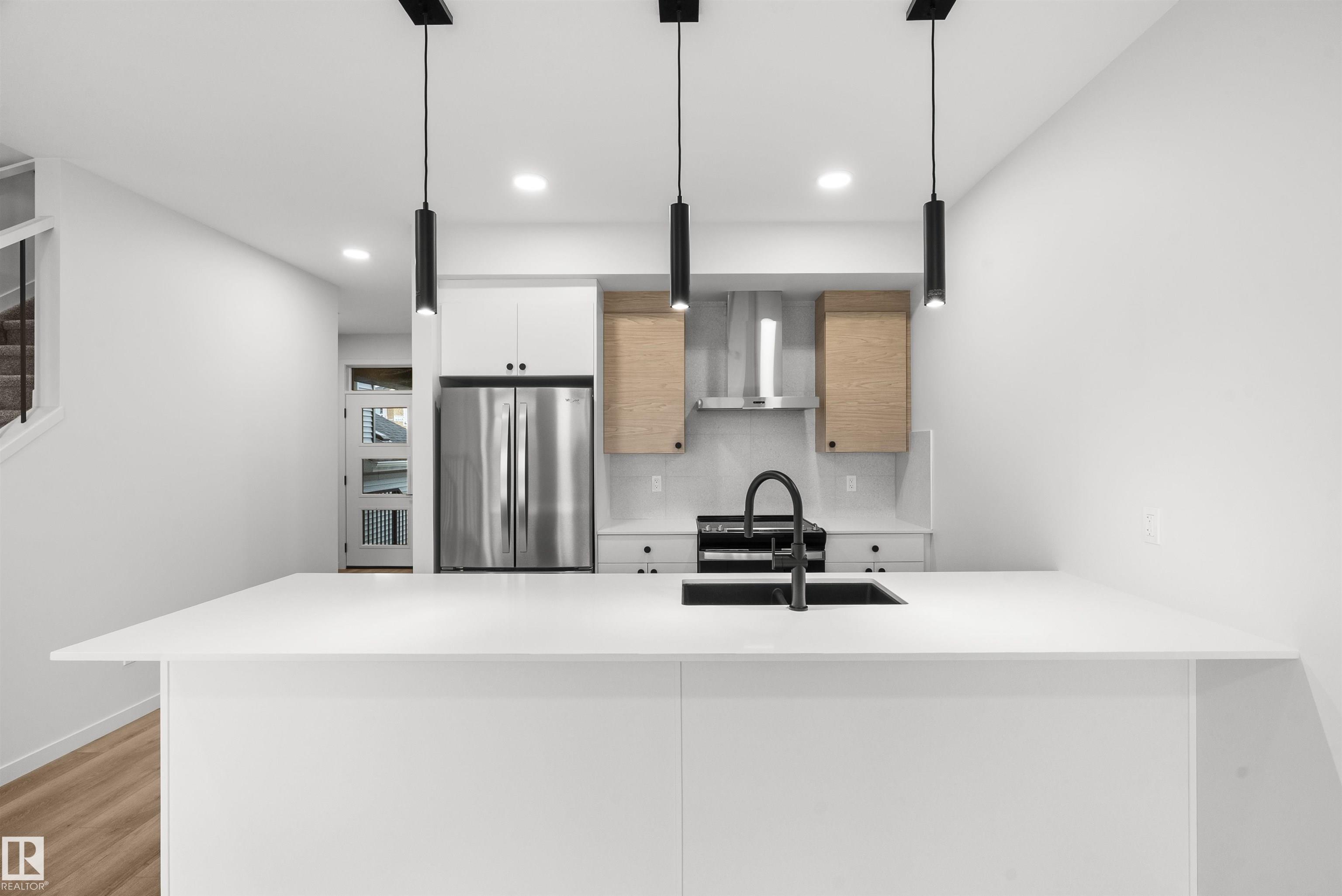 80 Avenue Nw Unit 22931, Edmonton, AB T5T 7Y1
