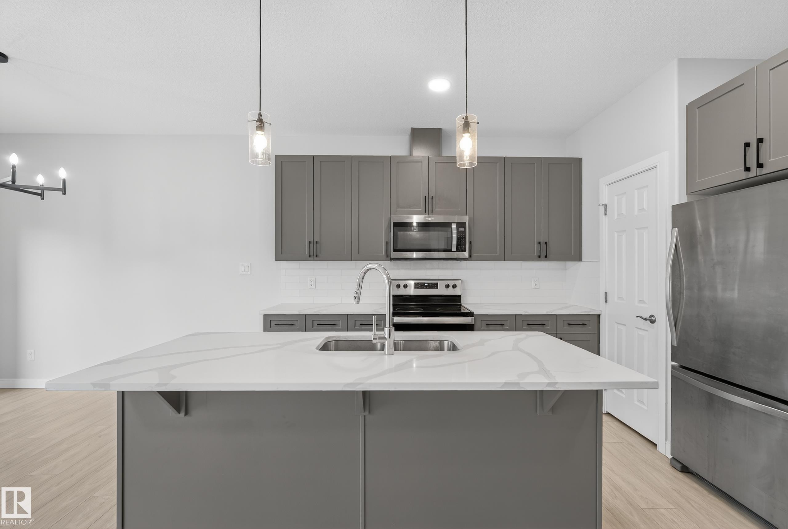 84 Meadowland Cr Cres, Spruce Grove, AB T7X 0A6