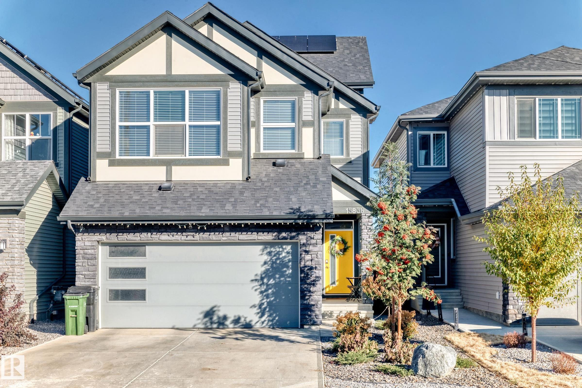 29 Av Sw Unit 15836 Ave, Edmonton, AB T6W 4X4