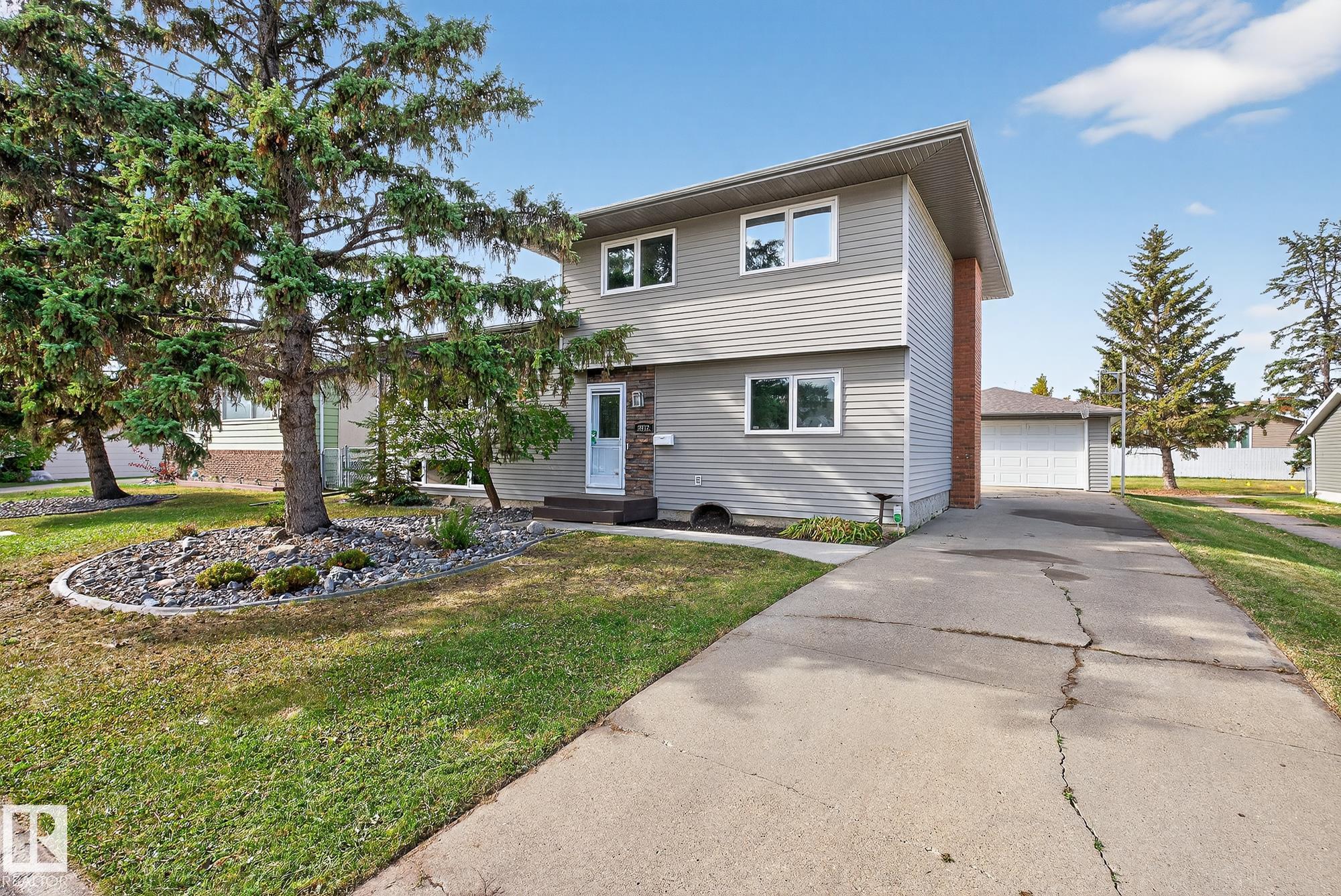 172 St Nw Unit 8012 St, Edmonton, AB T5T 0C8