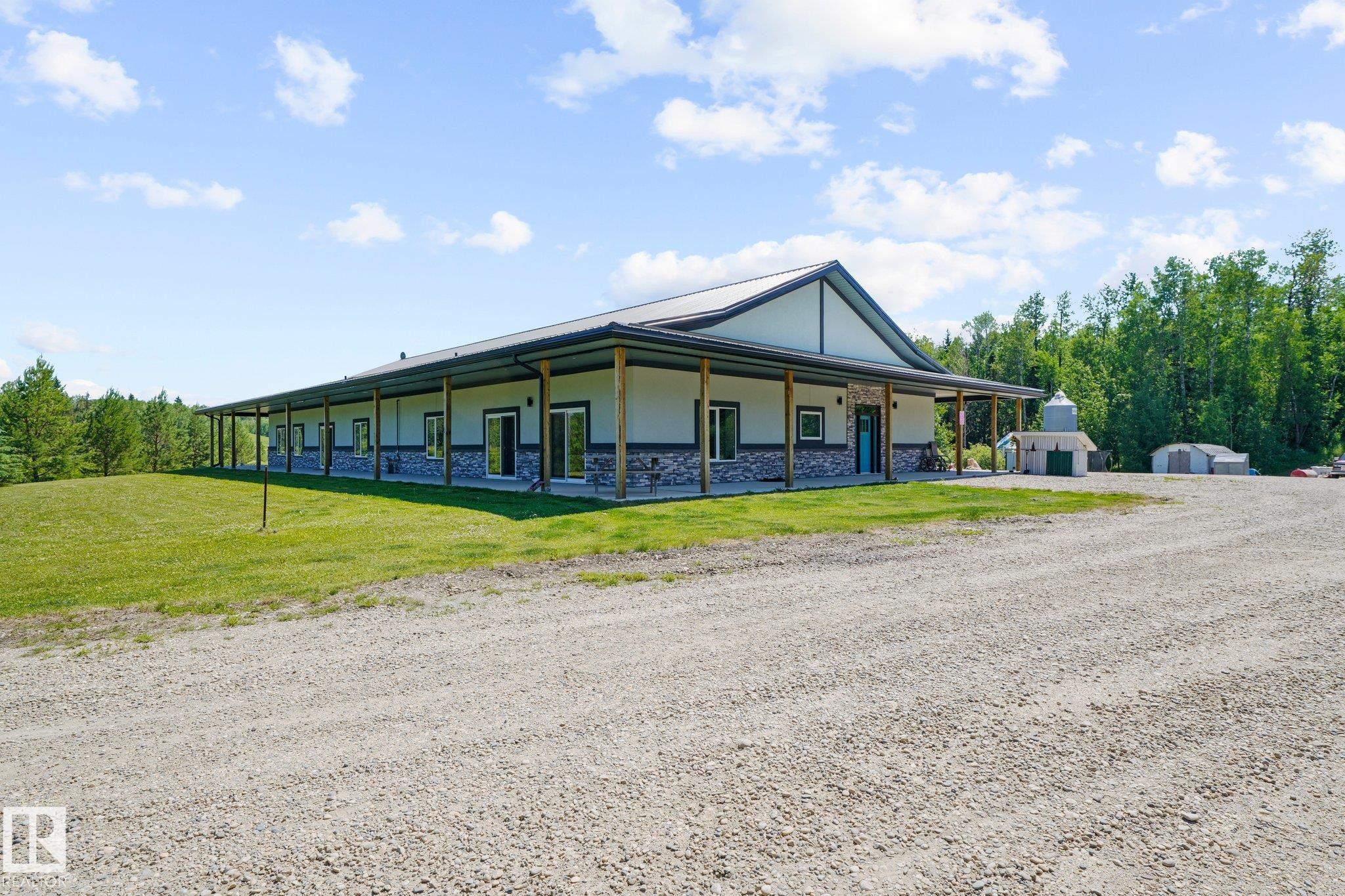 51316 Highway 759, Rural Parkland County, AB T0E 2H0