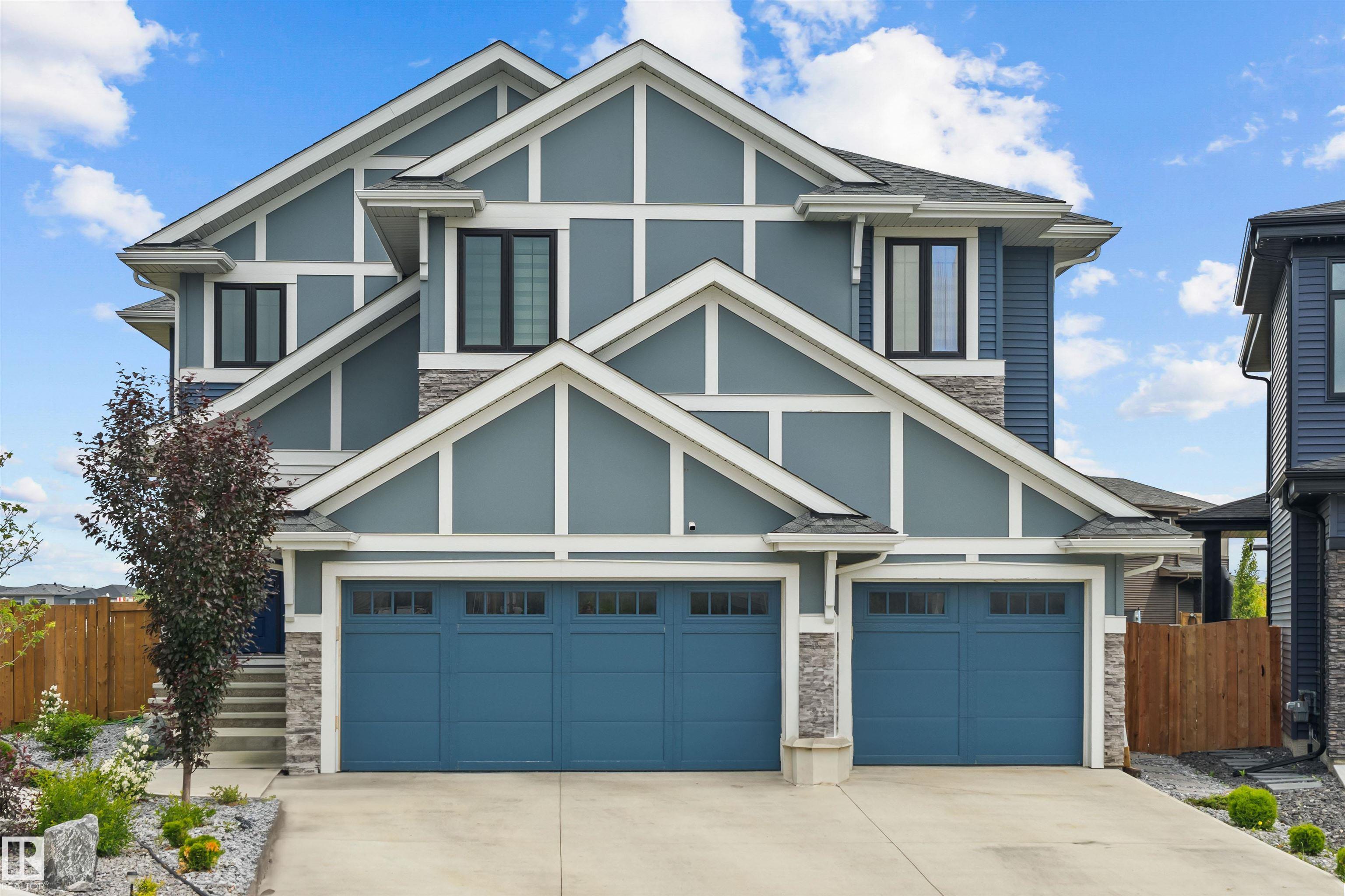 6813 Knox Lo Loop SW, Edmonton, AB T6W 4R3
