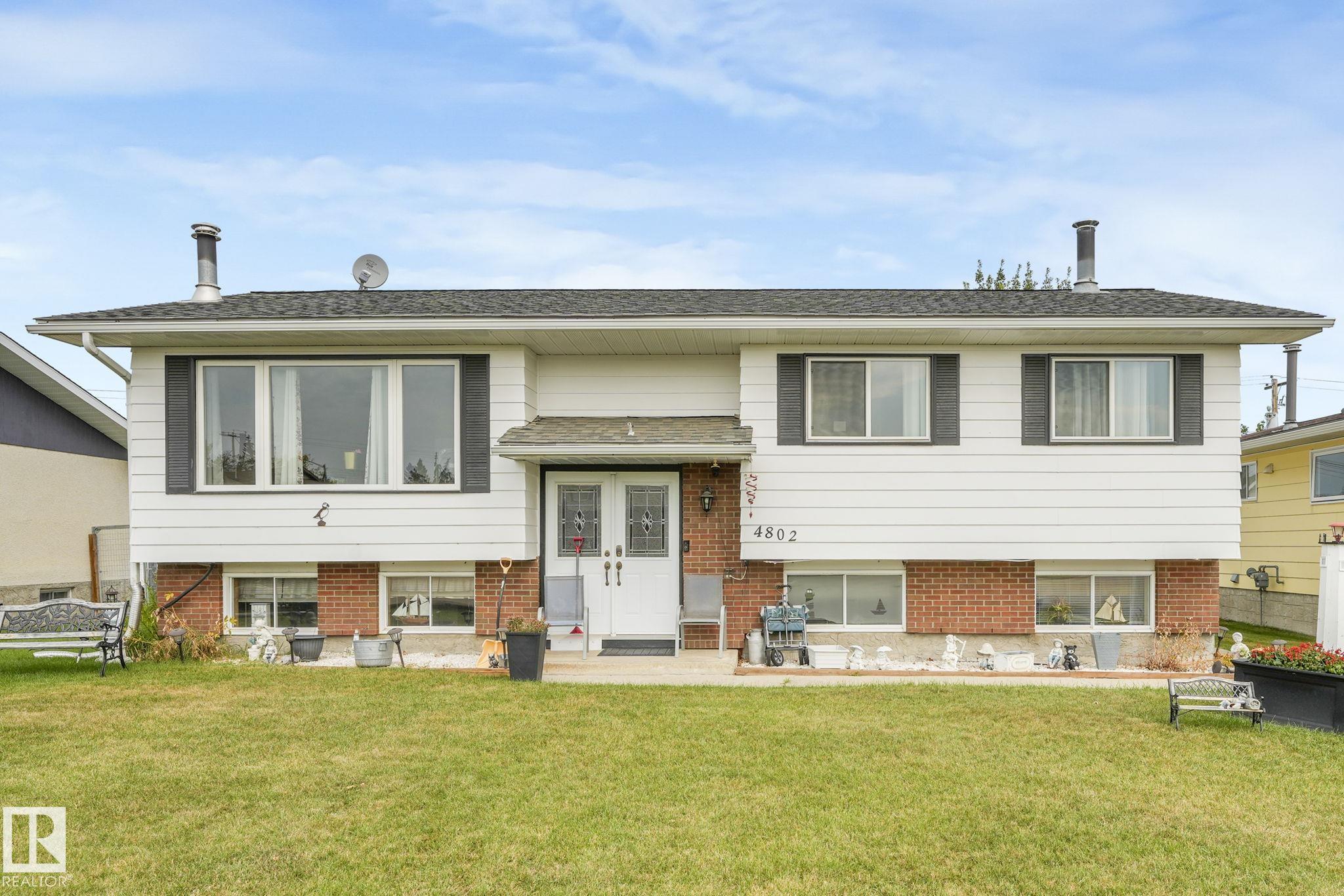 46 Av Unit 4802 Ave, Mayerthorpe, AB T0E 1N0