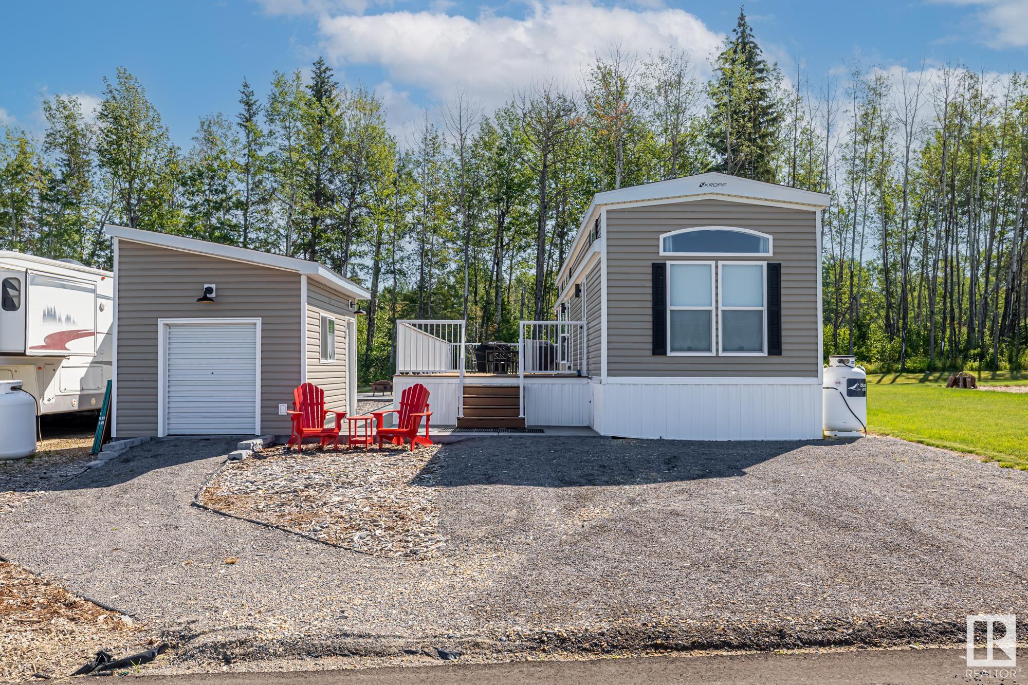 53126 Rge Road 70 Unit 565, Rural Parkland County, AB T7Z 1M1