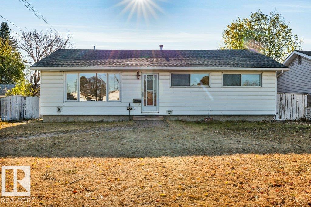 133 Av Nw Unit 13315 Ave, Edmonton, AB T5L 3S8