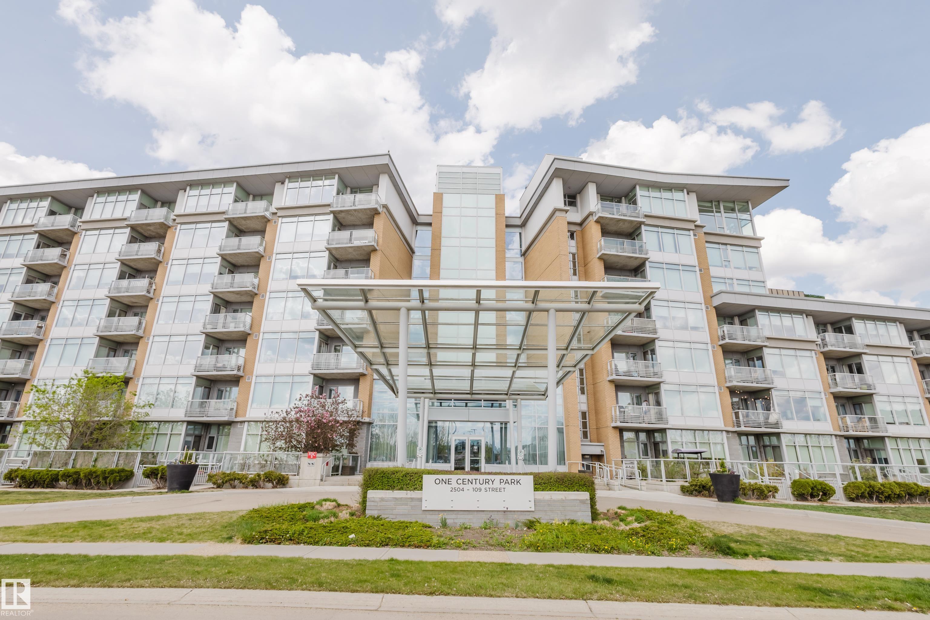 2504 109 Street Northwest #403, Edmonton, AB T6J 2H3