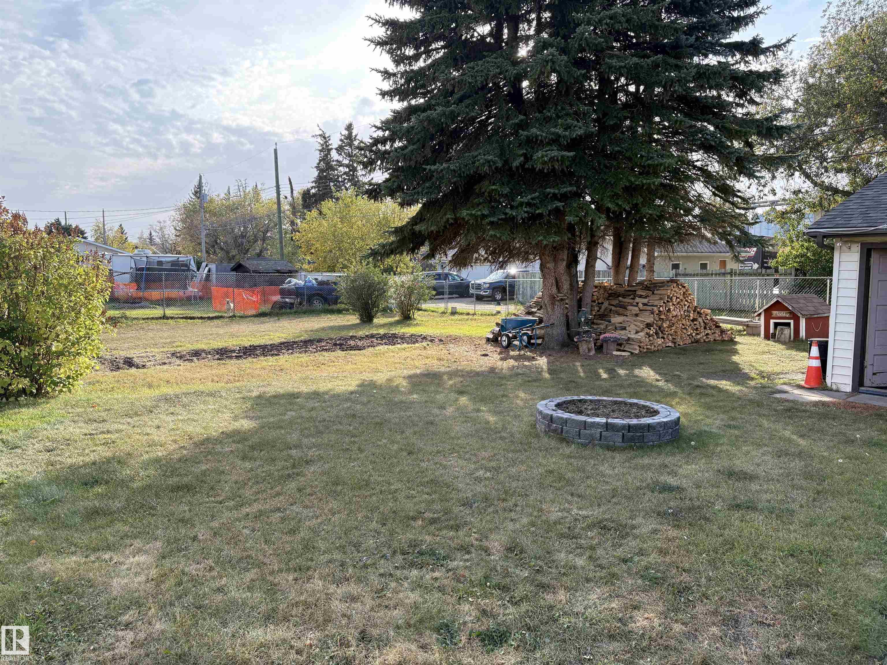 50 St Unit 4836 St, Gibbons, AB T0A 1N0