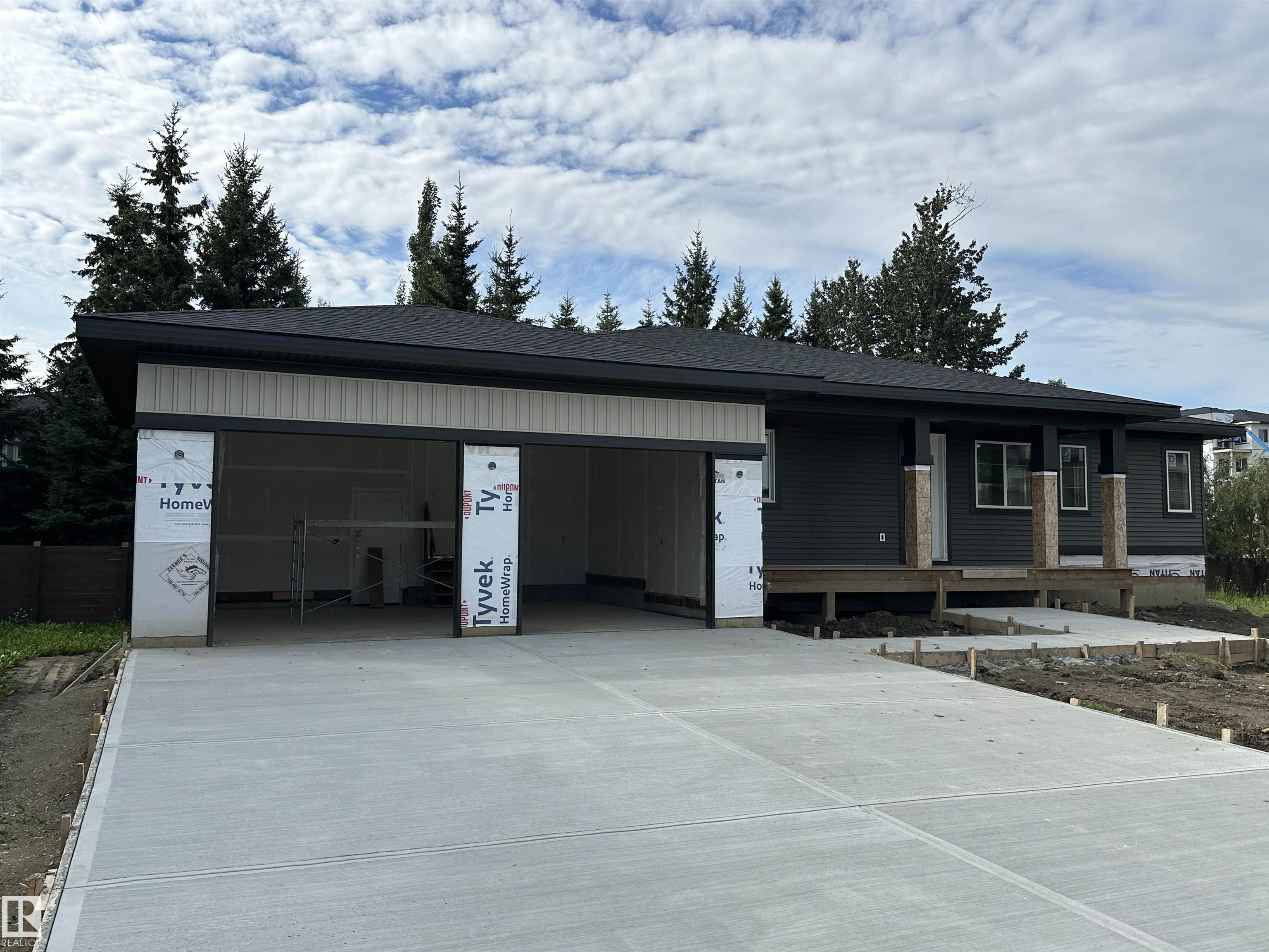 1 Kingsbury Ci Cir, Spruce Grove, AB T7X 0C9