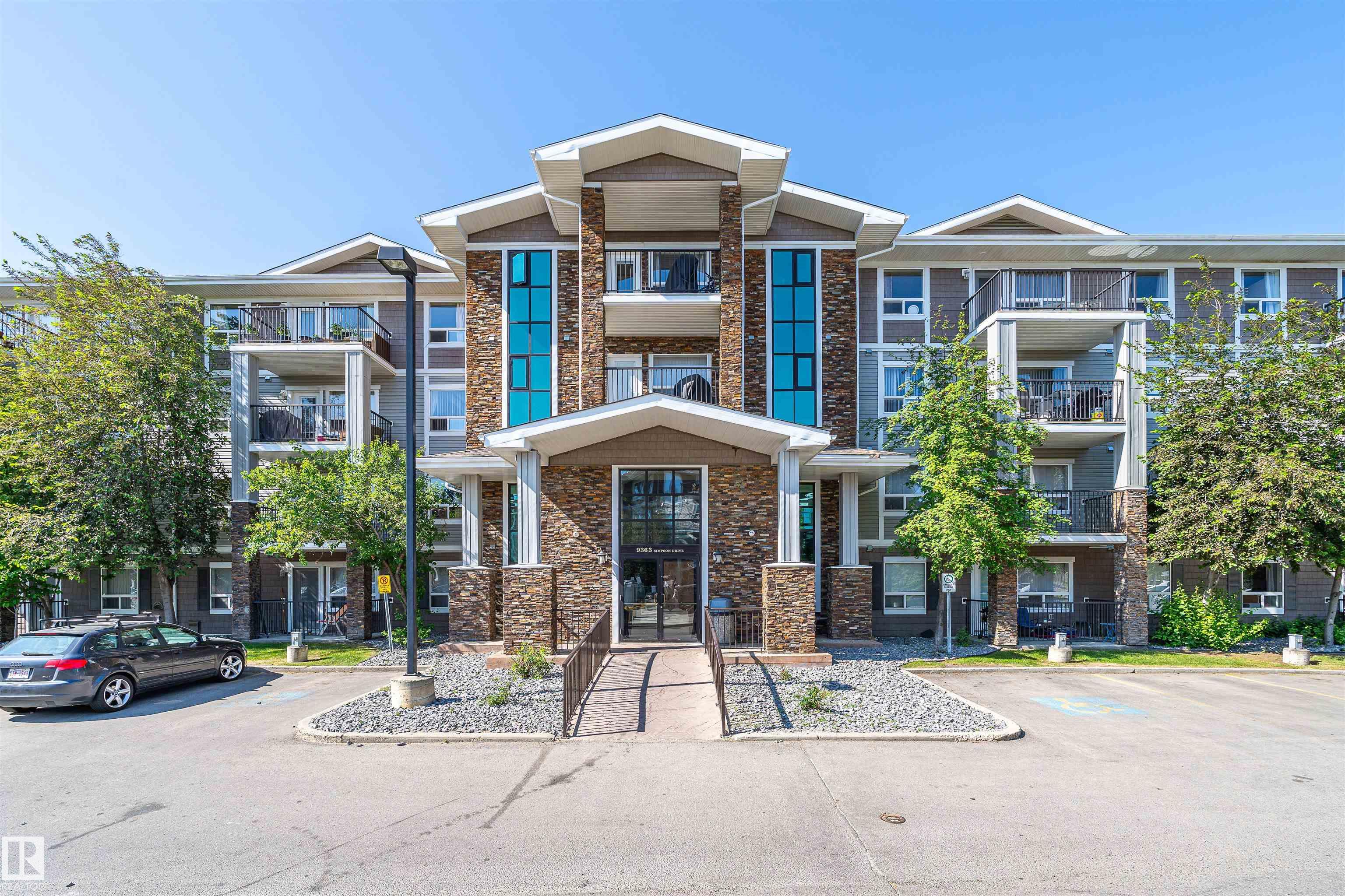 9363 Simpson Drive Northwest #1403, Edmonton, AB T6R 0N2