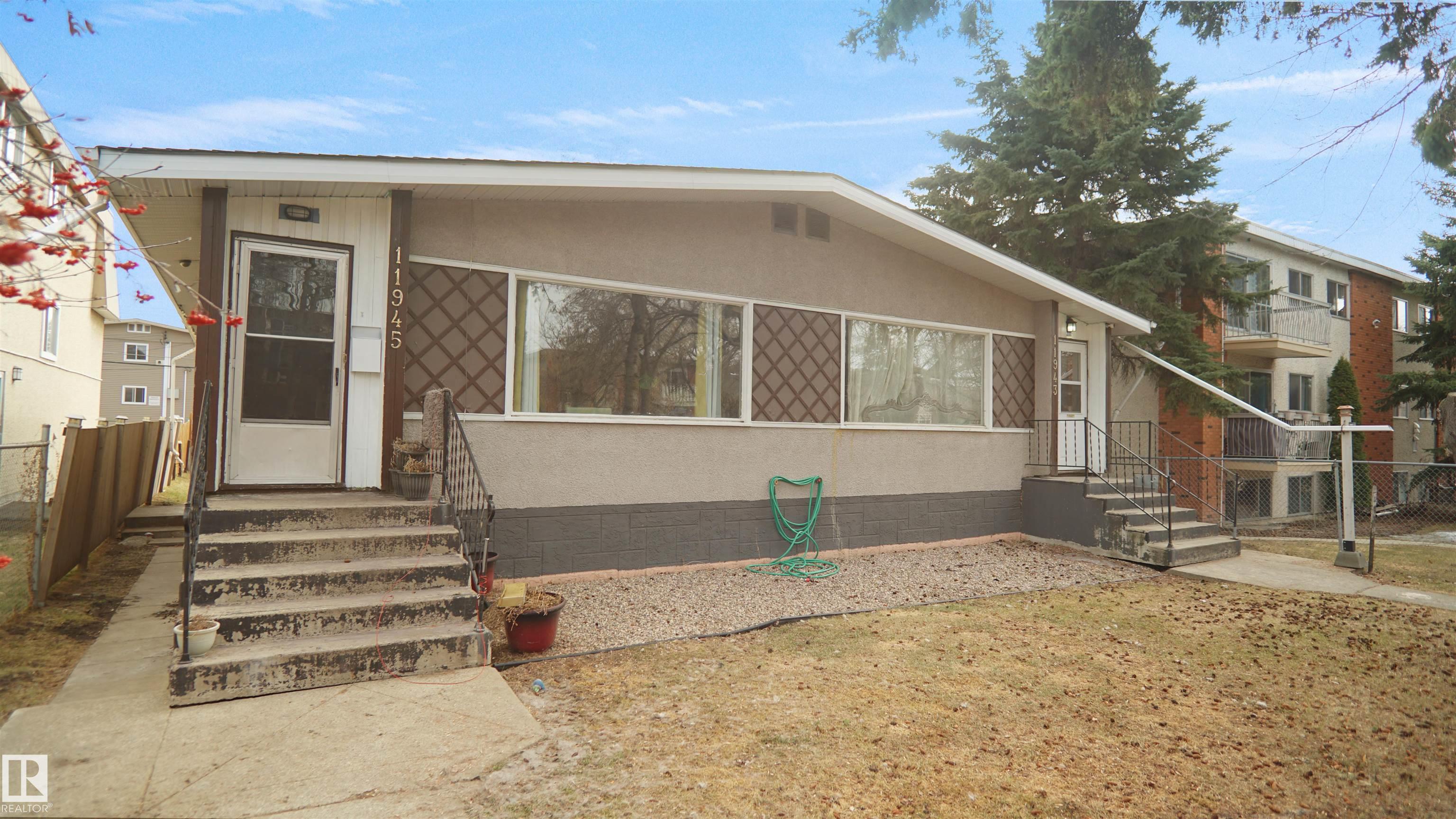 104 St Nw Unit 11943 St, Edmonton, AB T5G 2G8