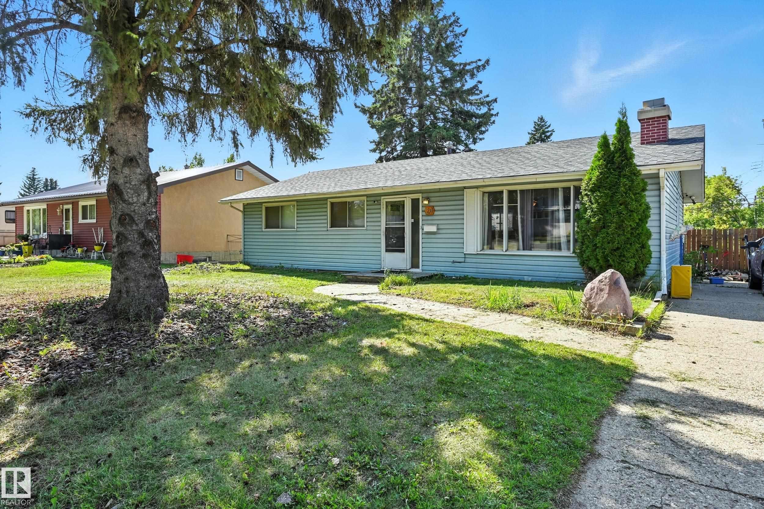 20 Sunset Bv Blvd, St. Albert, AB T8N 0N5