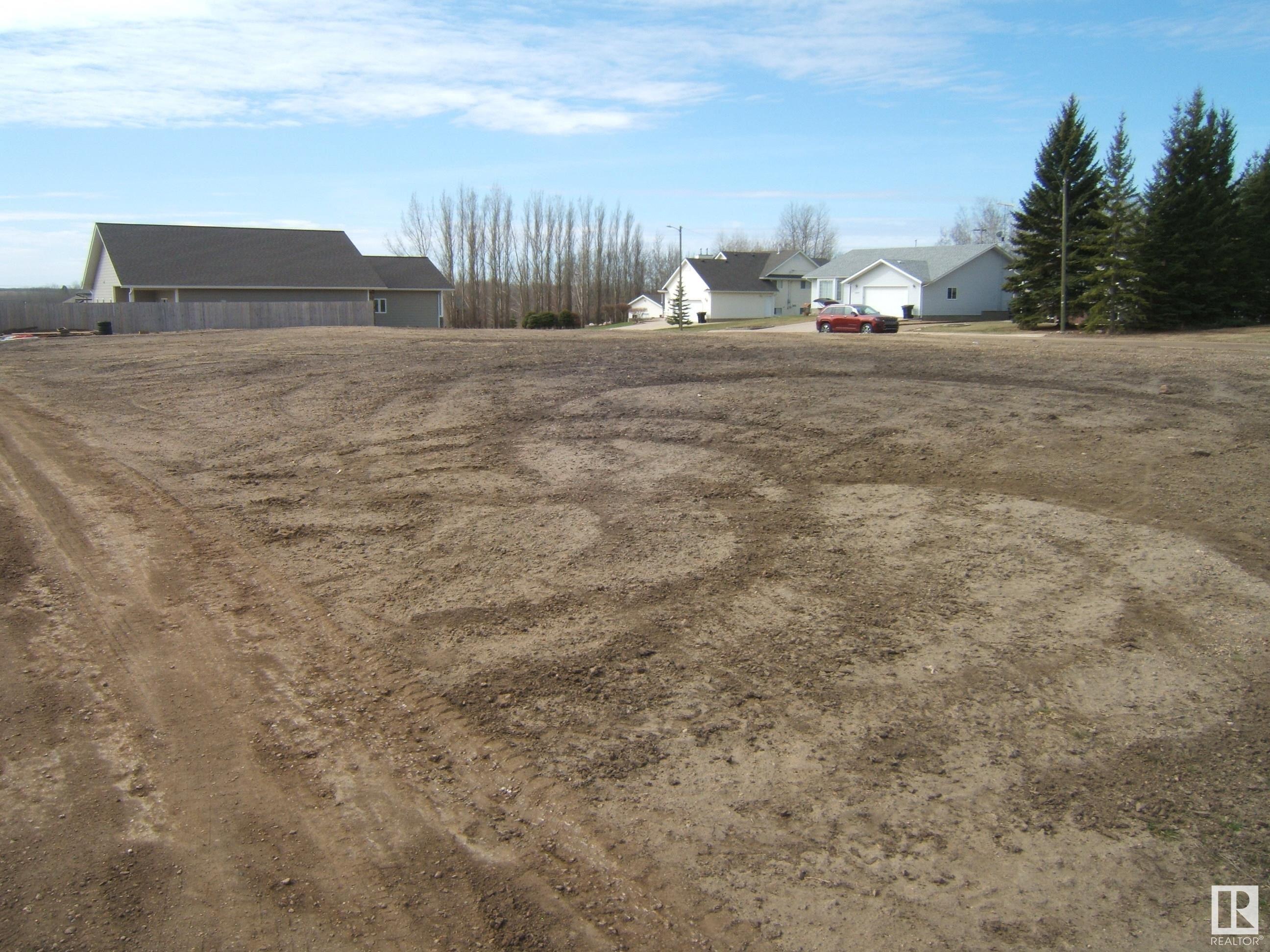 5210 54 Street #5206 5208, Two Hills, AB T0B 4K0