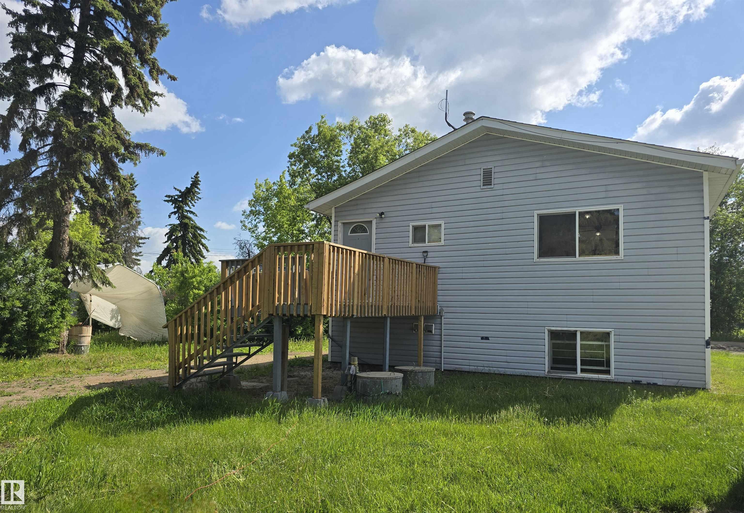 50 St Unit 4805 St, Pibroch, AB T7P 2P6