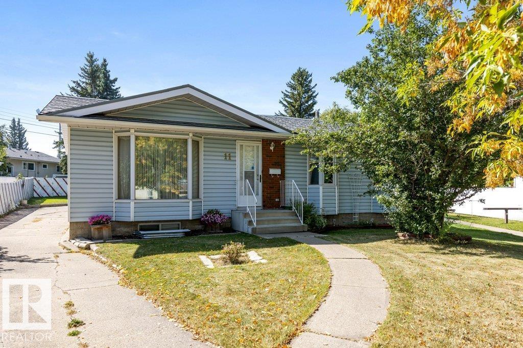 11 Sage Co Ct, Sherwood Park, AB T8A 1S1