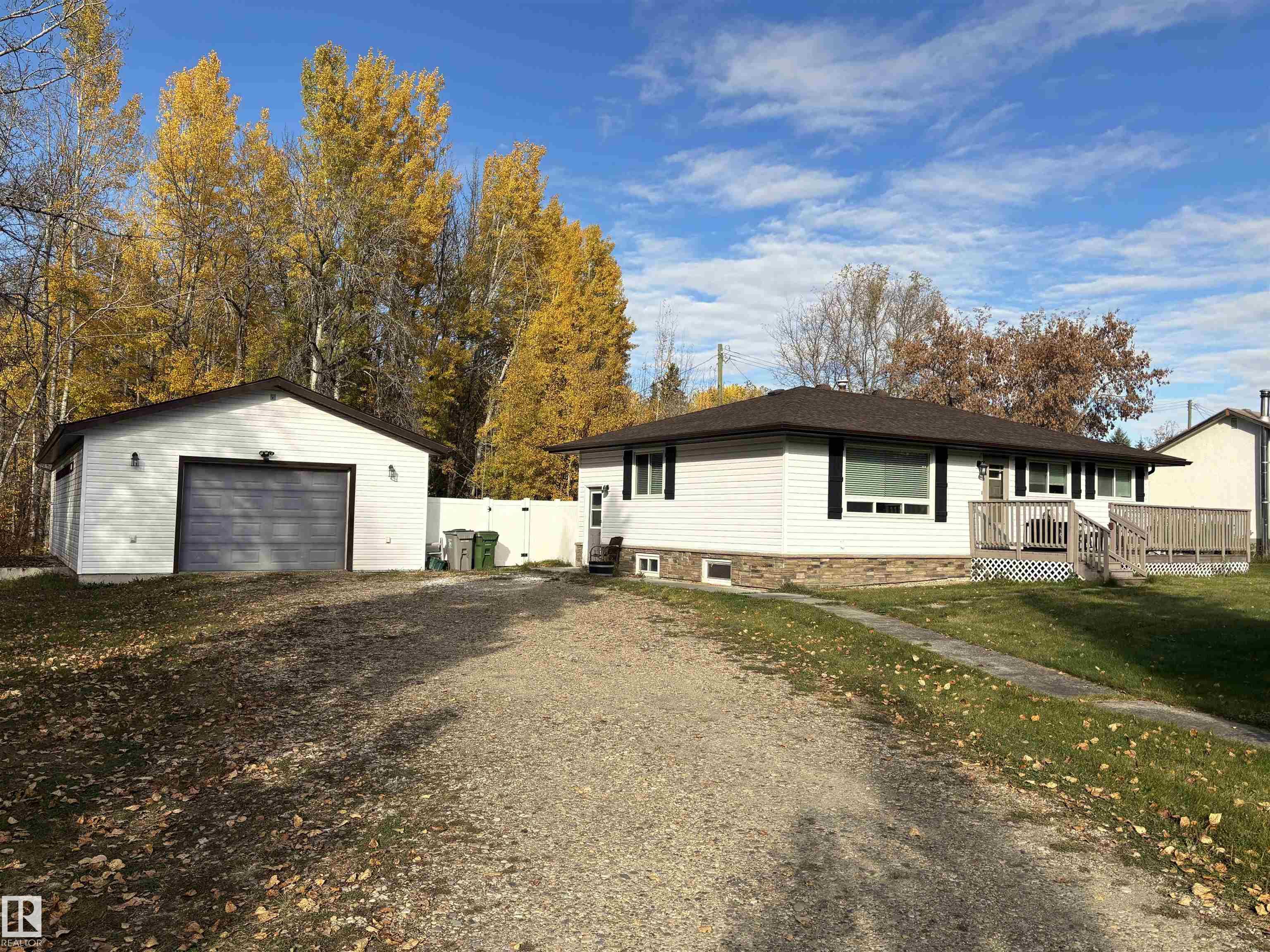 53 Ave Unit 5036, Breton, AB T0C 0P0