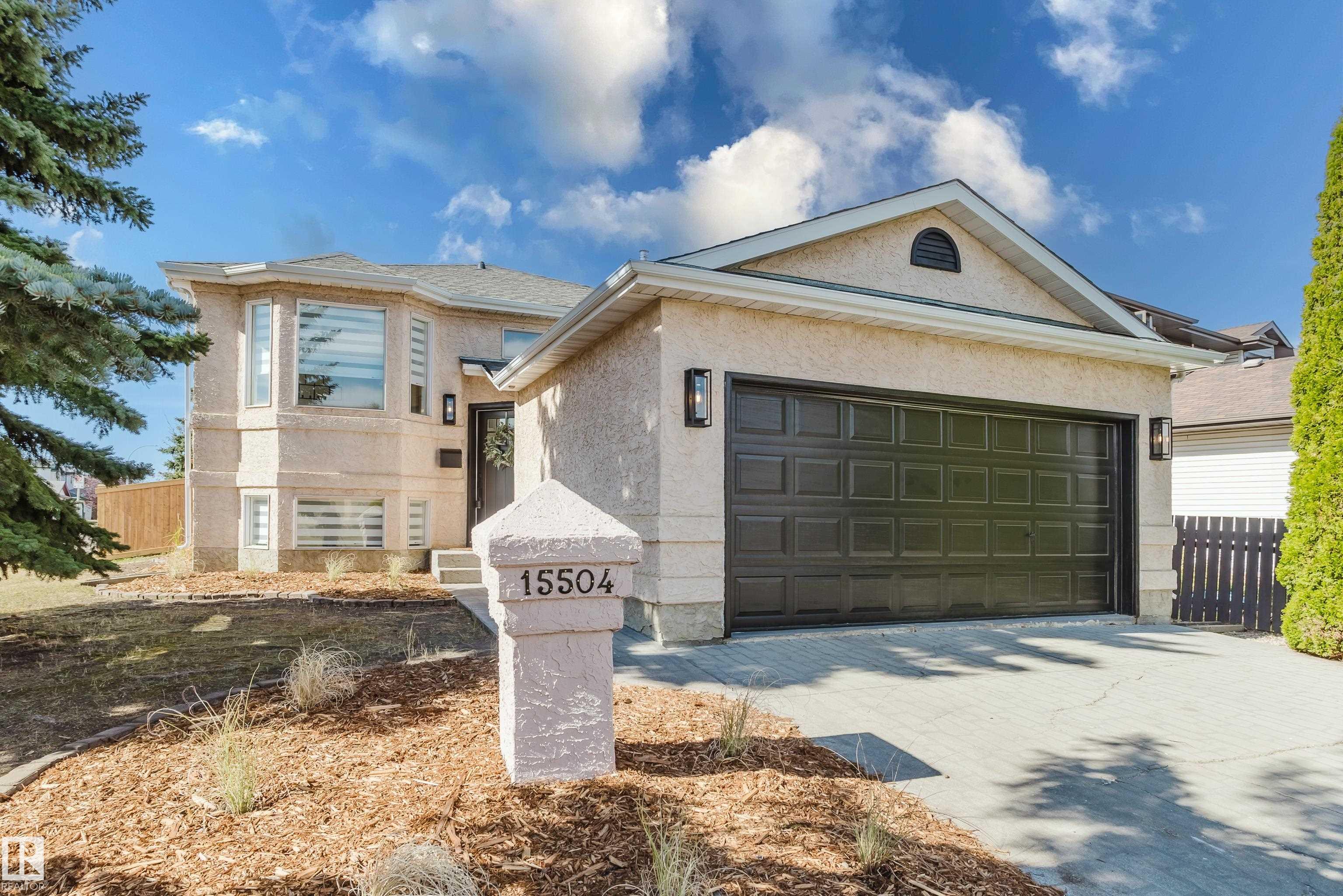 133 St Nw Unit 15504 St, Edmonton, AB T6B 1B7