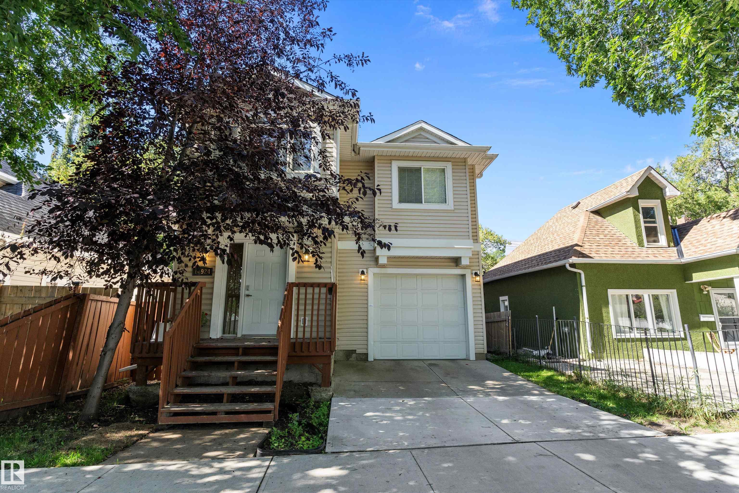 92 St Nw Unit 10924 St, Edmonton, AB T5H 1W1