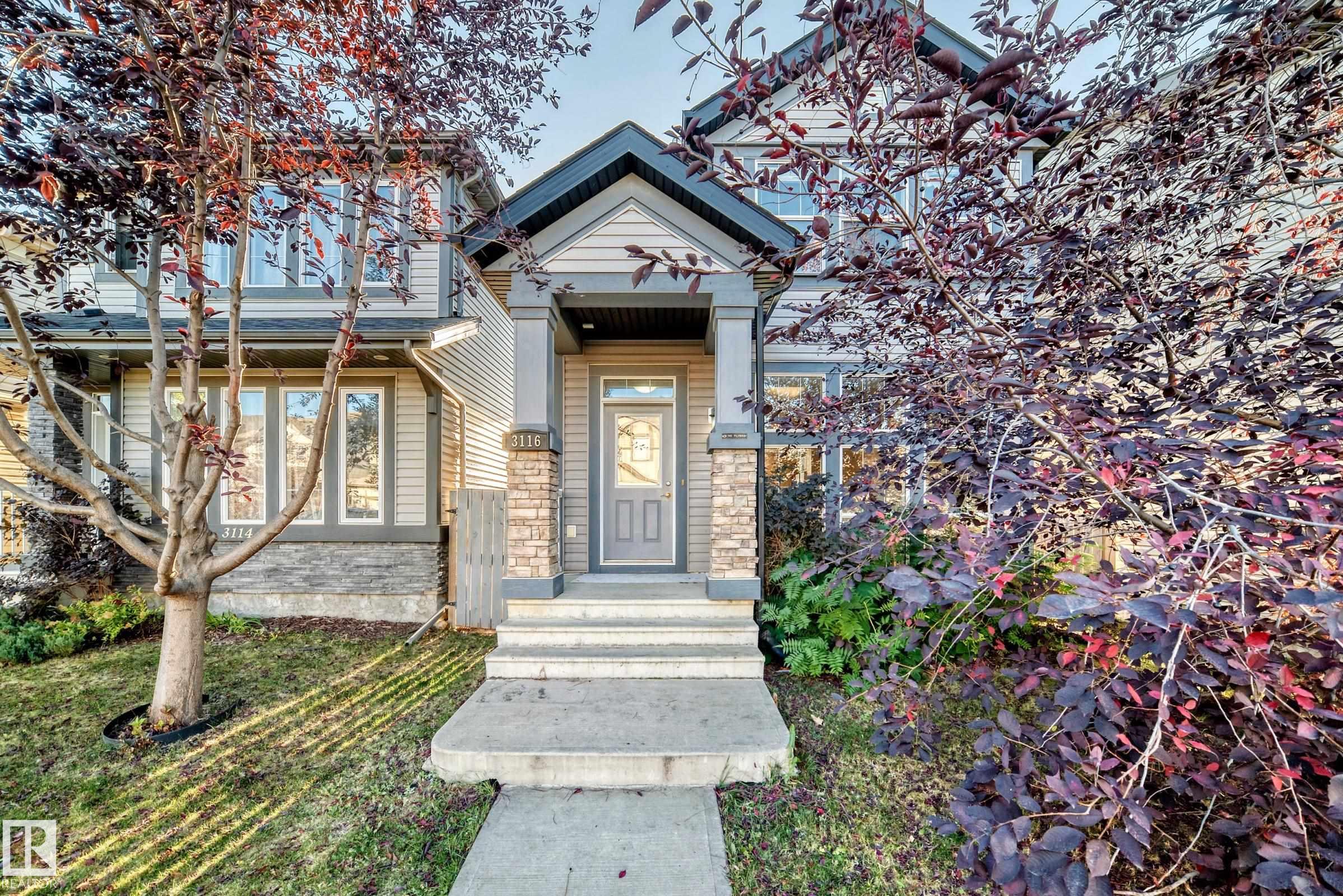 3116 Arthurs Cr Cres SW, Edmonton, AB T6W 2H7