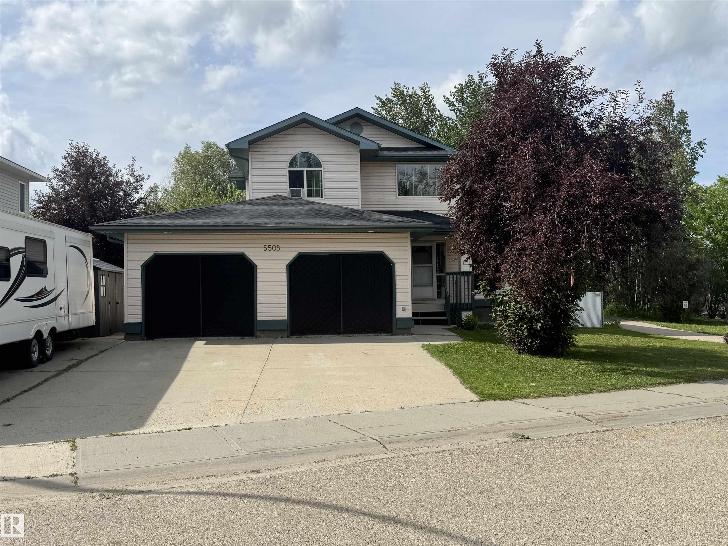 38 St Unit 5508 St, Drayton Valley, AB T7A 1L6