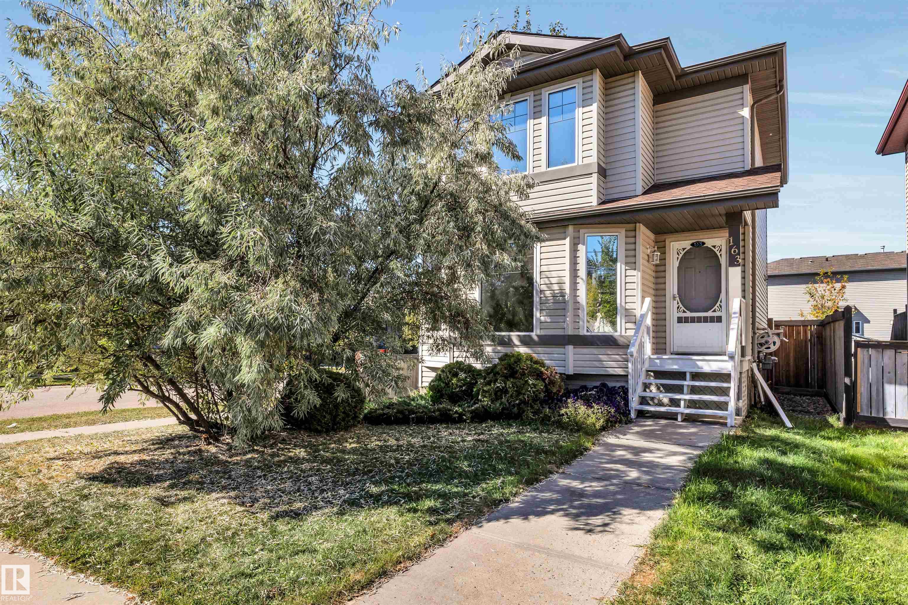 163 Bridgeport Bv Blvd, Leduc, AB T9E 0H8