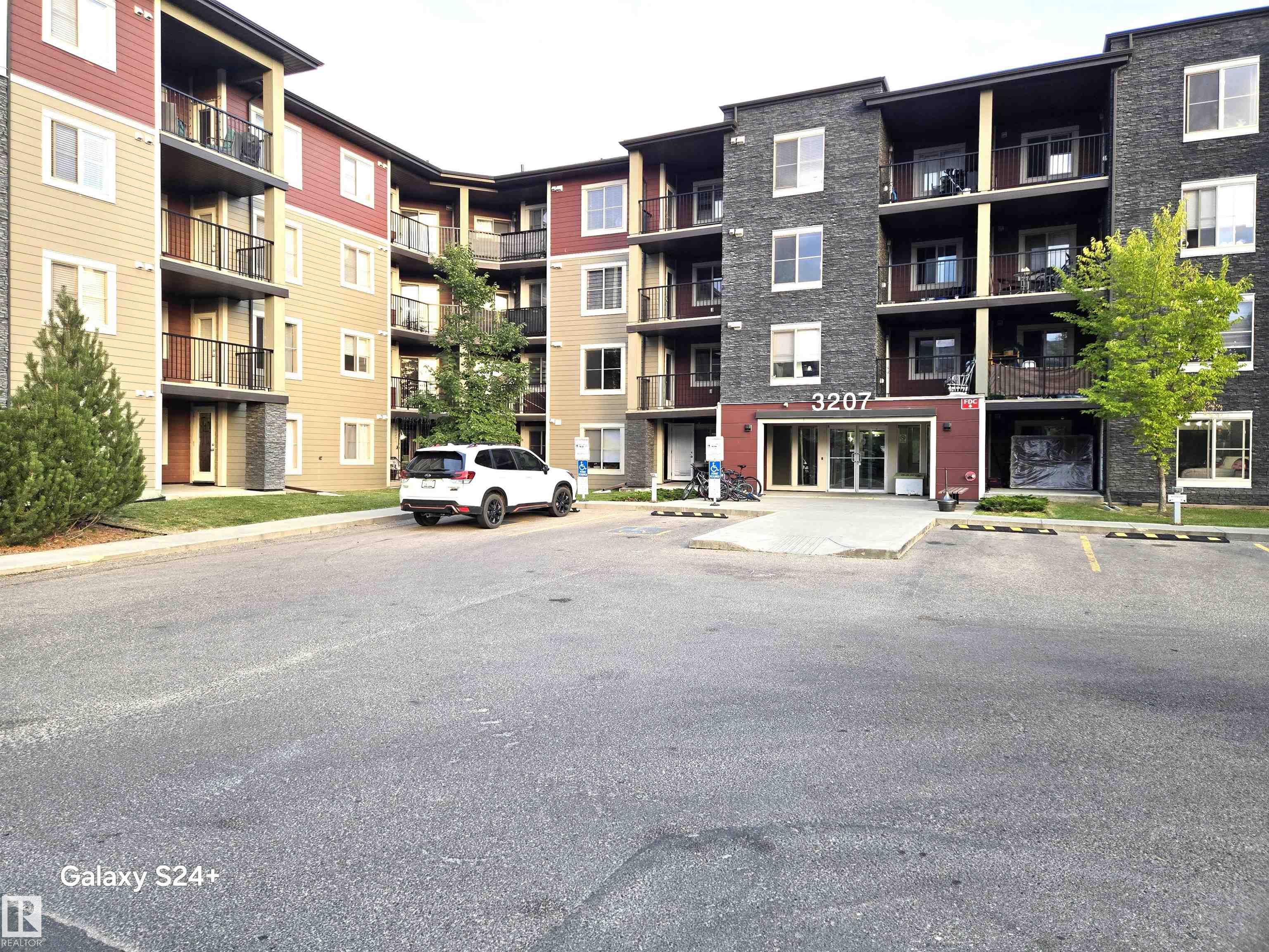3207 James Mowatt Trail Southwest #210, Edmonton, AB T6W 3L6