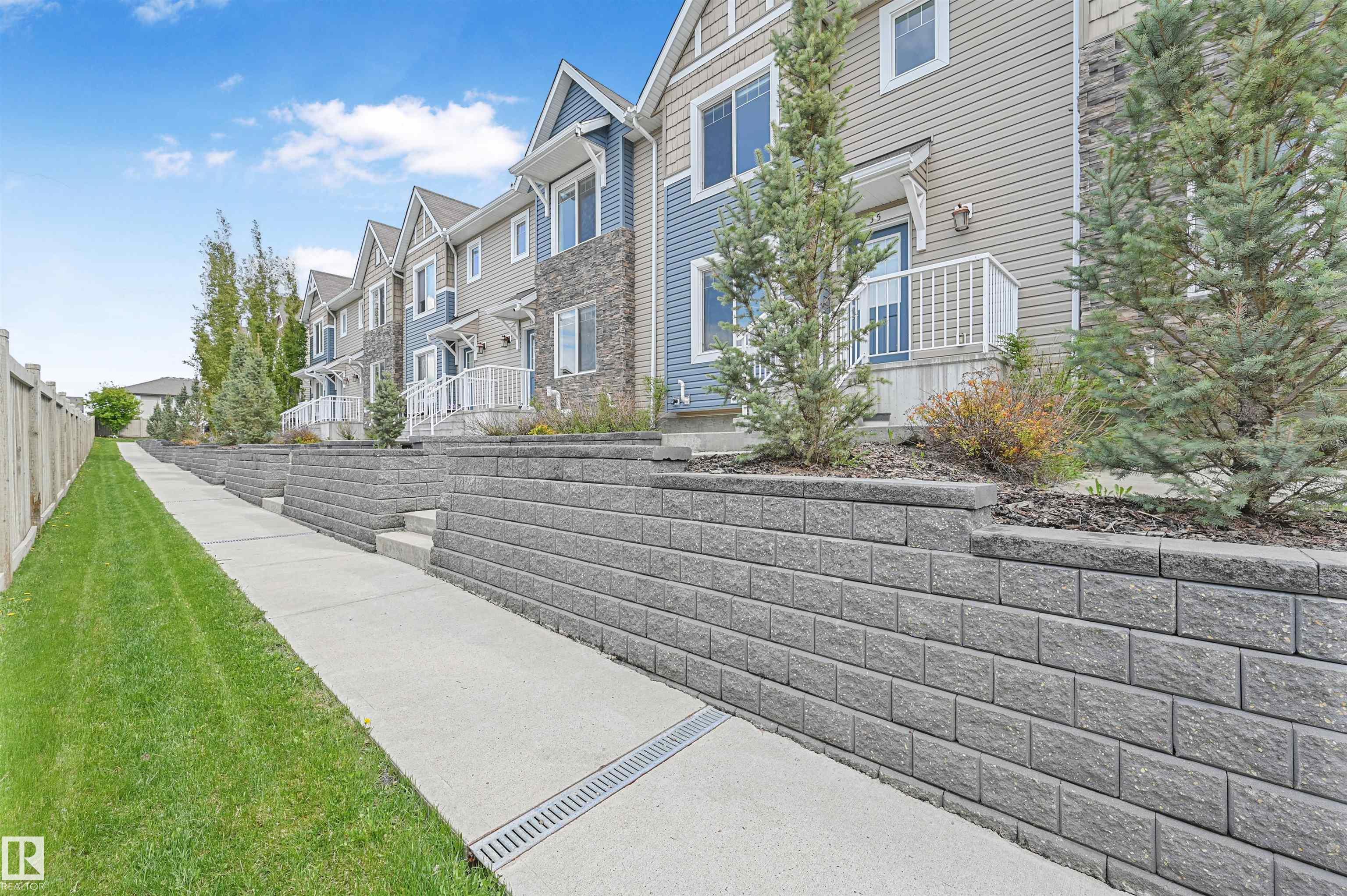 2922 Maple Way Northwest #35, Edmonton, AB T6T 1A5