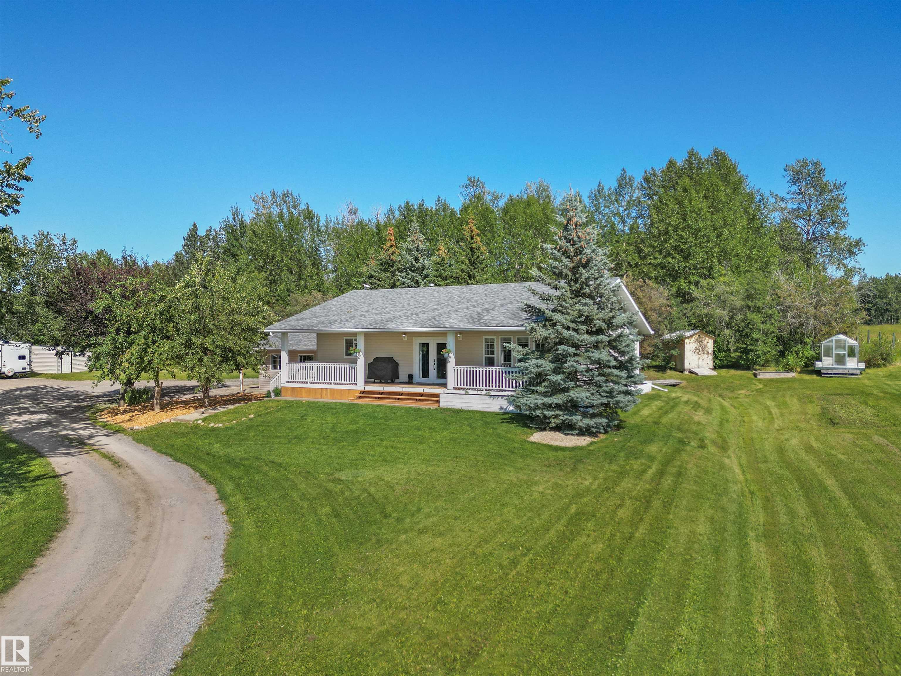 6st SW Unit 111, Rural Wetaskiwin County, AB T0C 0A0