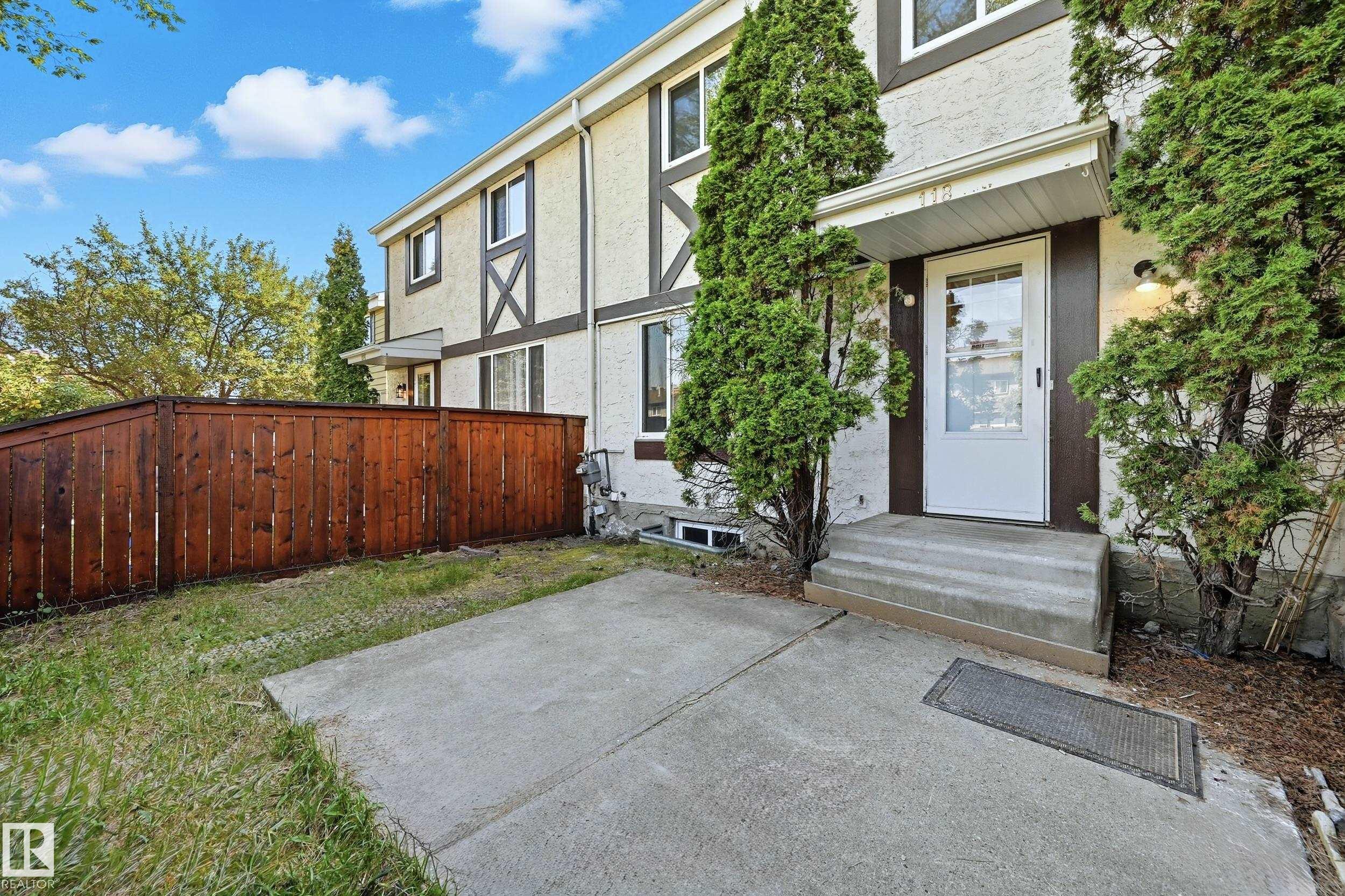 118 Primrose Gdns NW, Edmonton, AB T5T 0R1