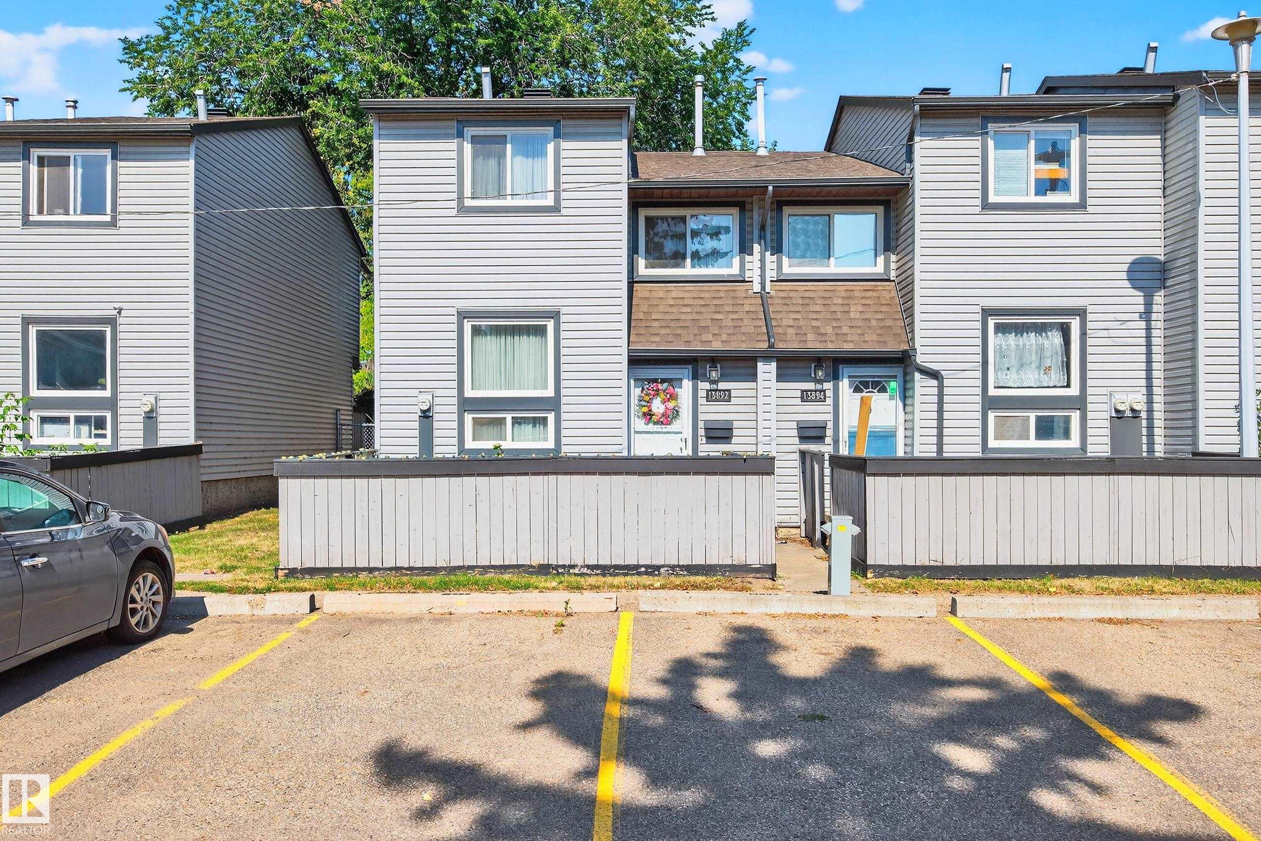 24 St Nw Unit 13892 St, Edmonton, AB T5Y 1B6