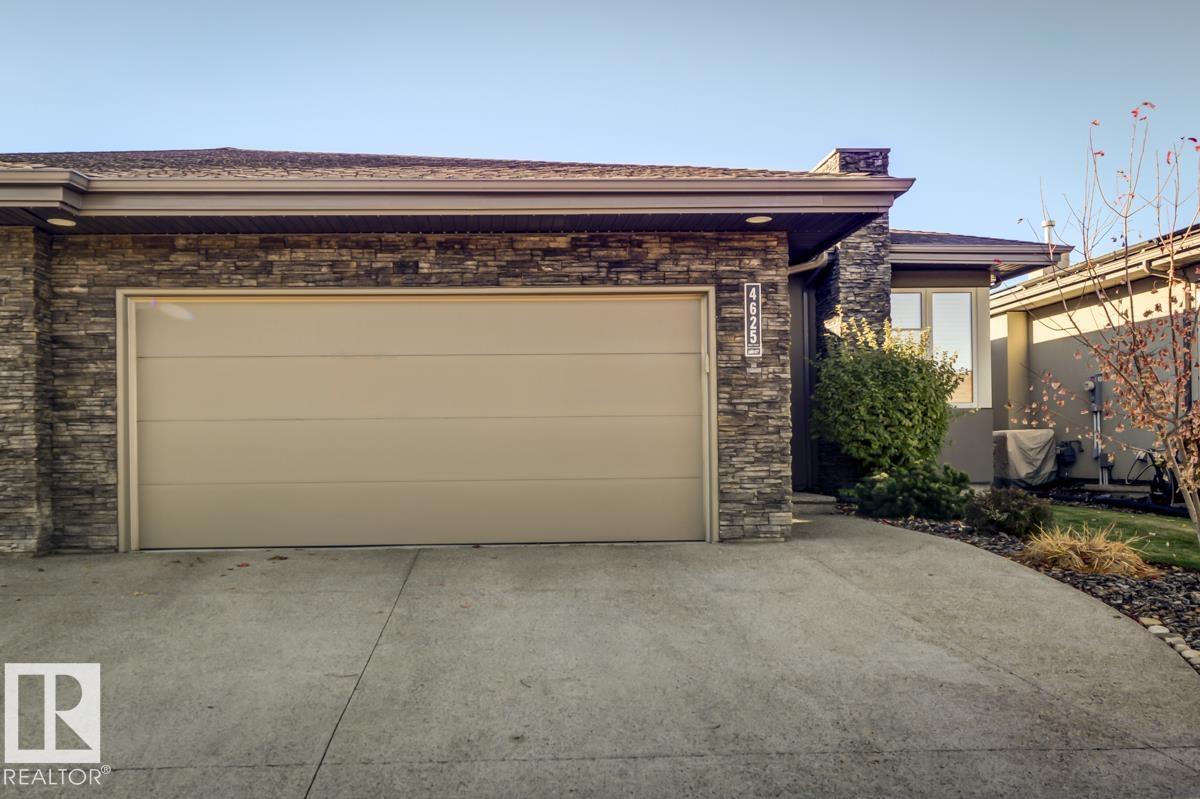 4625 Mead Pl NW, Edmonton, AB T6R 0T1