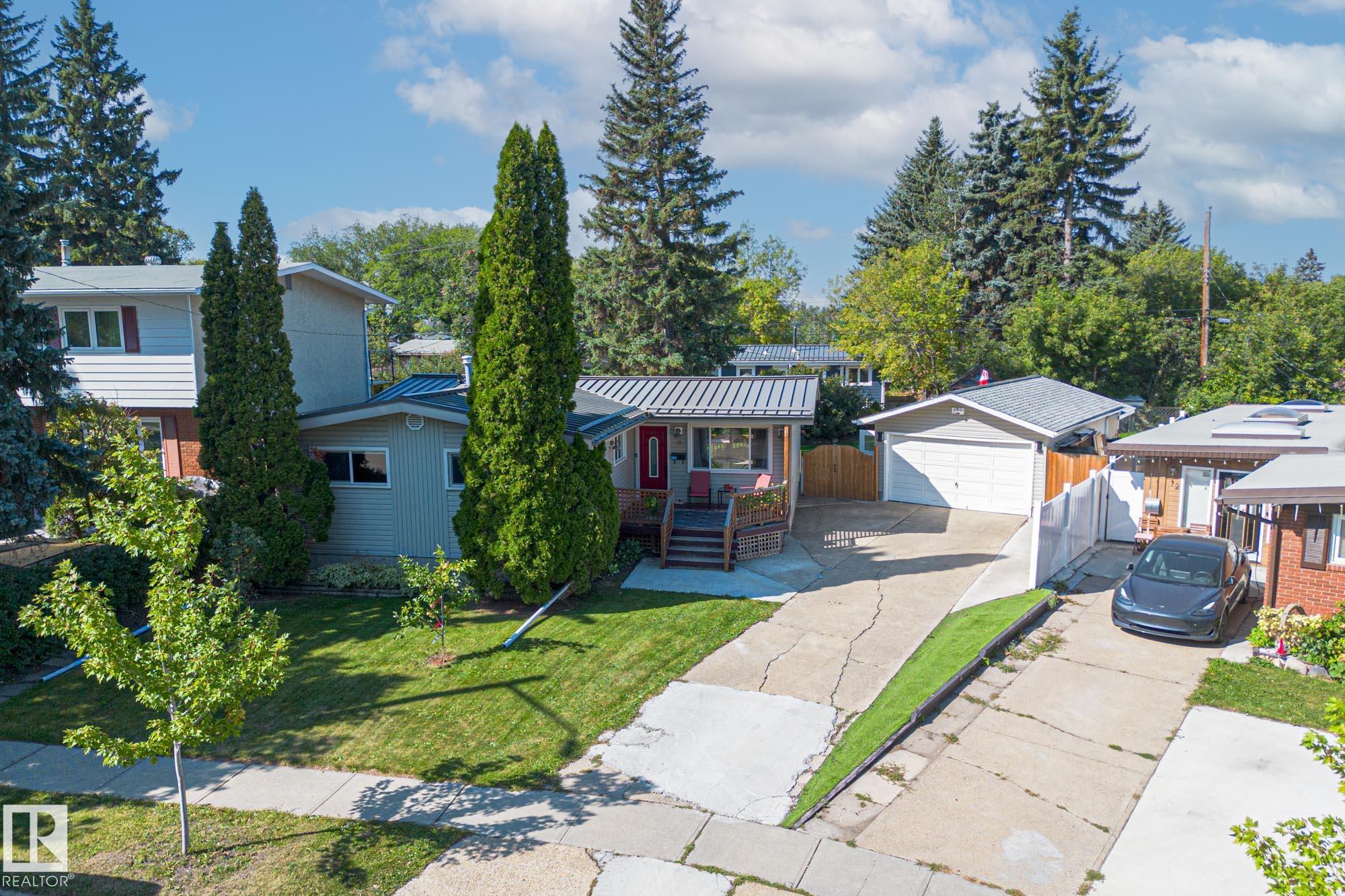 13 Grantham Pl, St. Albert, AB T8N 0W8
