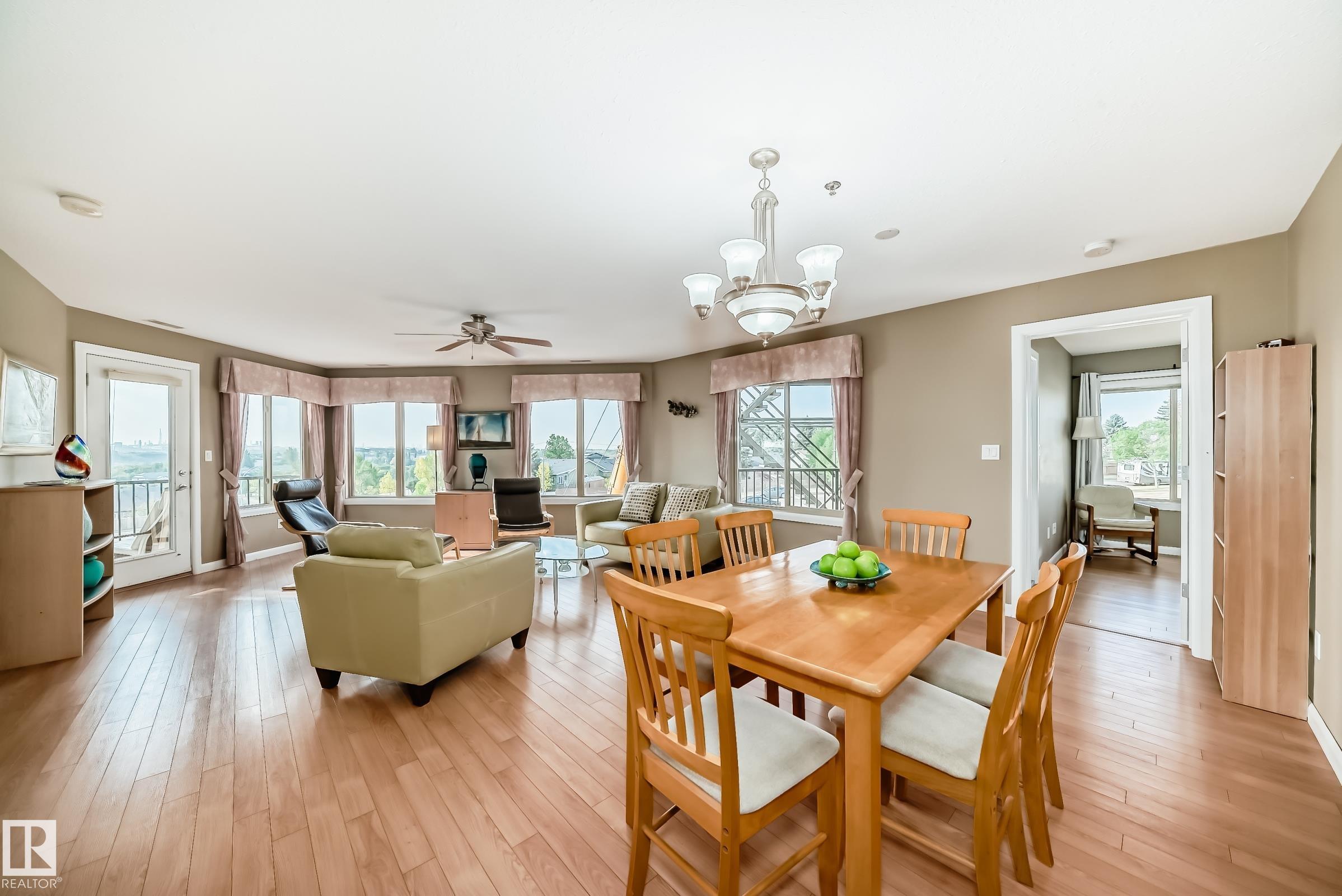530 Hooke Road Northwest #326, Edmonton, AB T5A 5J5