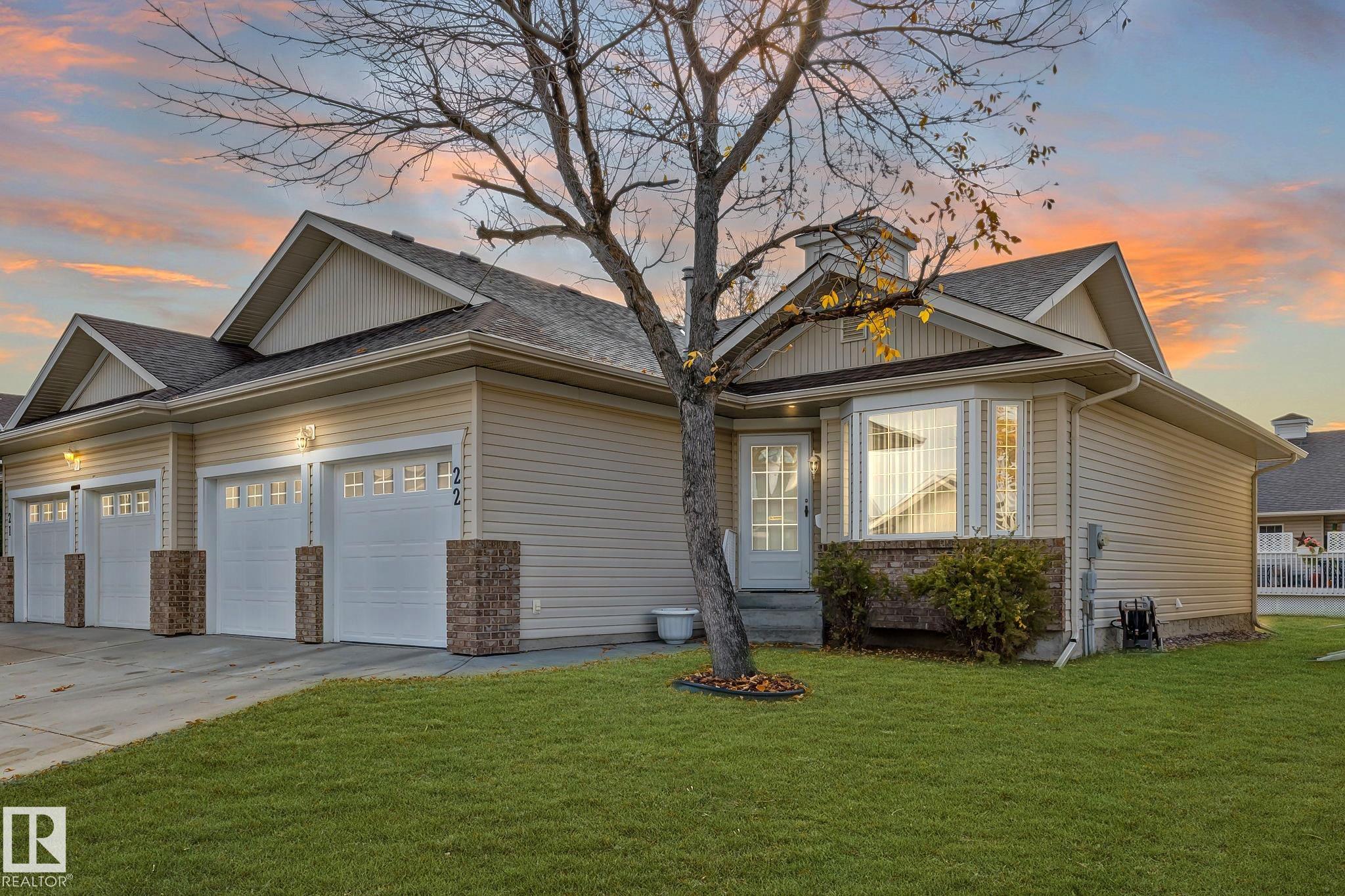 201 Bothwell Dr #22 Dr, Sherwood Park, AB T8H 2C8
