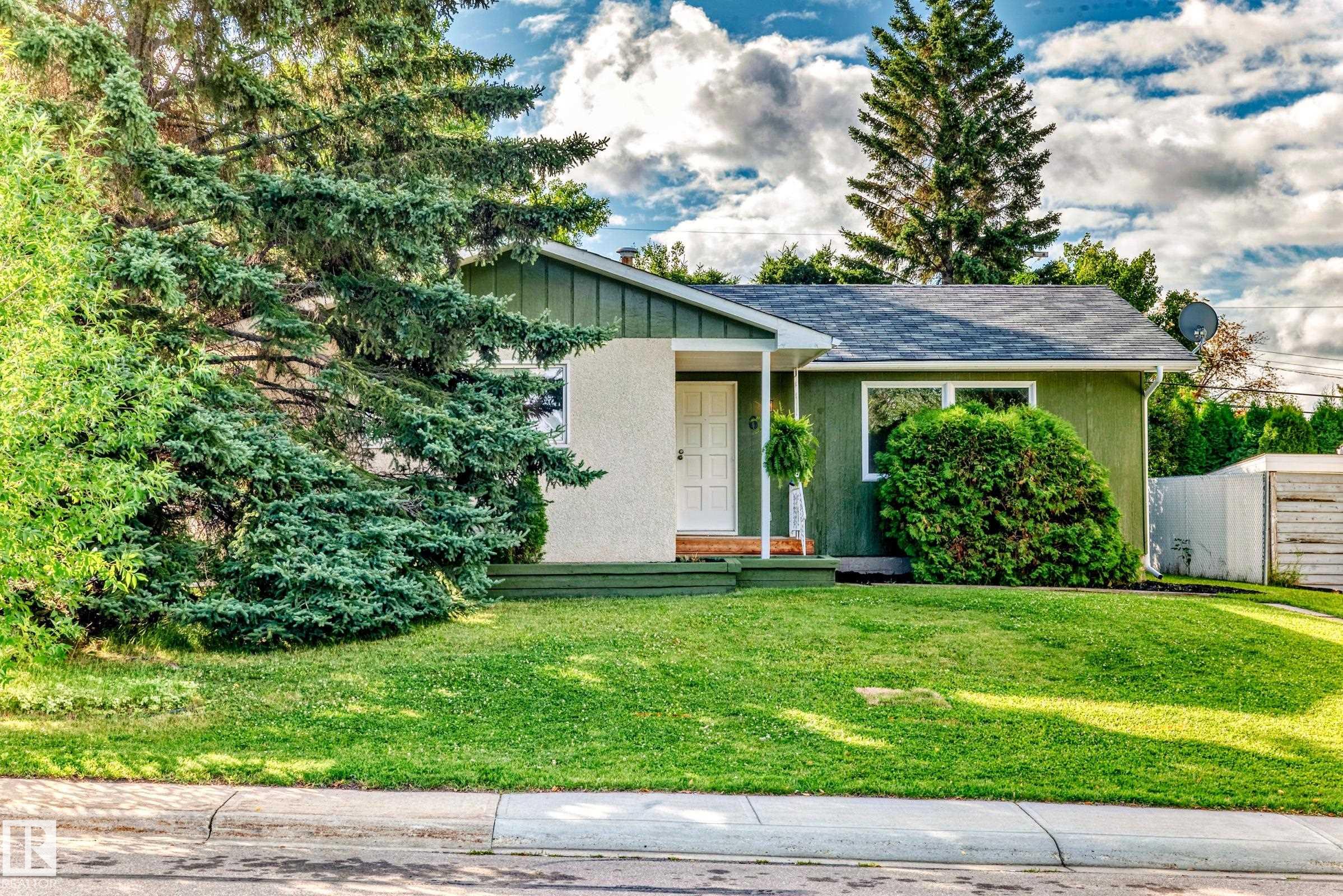 694 Cottonwood Ave, Sherwood Park, AB T8A 1Y7