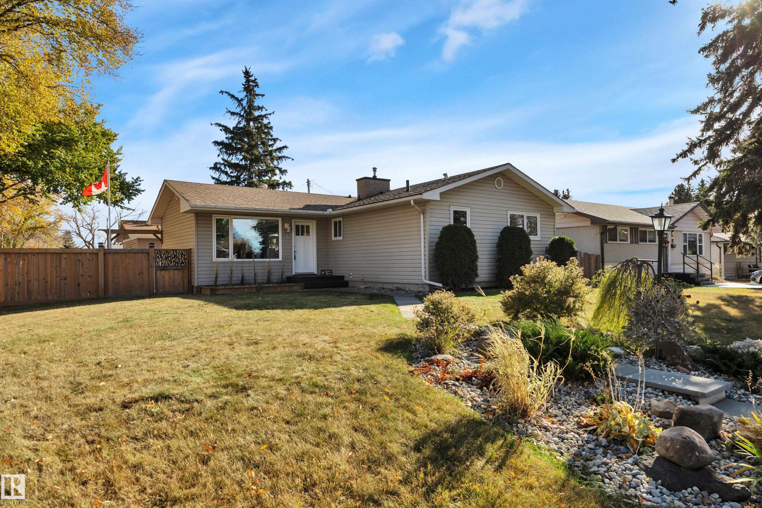 4 Sunset Bv Blvd, St. Albert, AB T8N 0N4