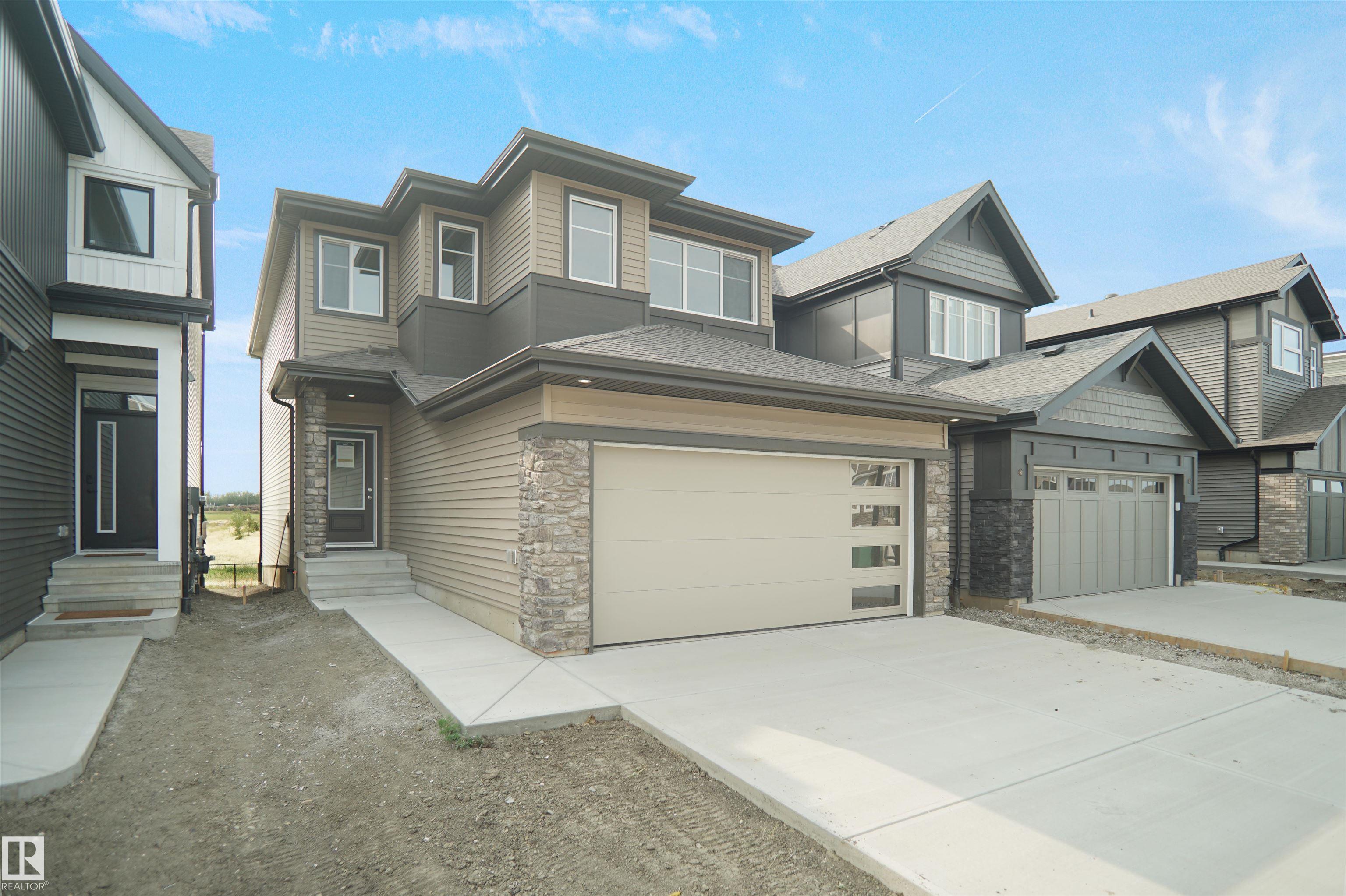 4715 Kinney Rd SW, Edmonton, AB T6W 2J2