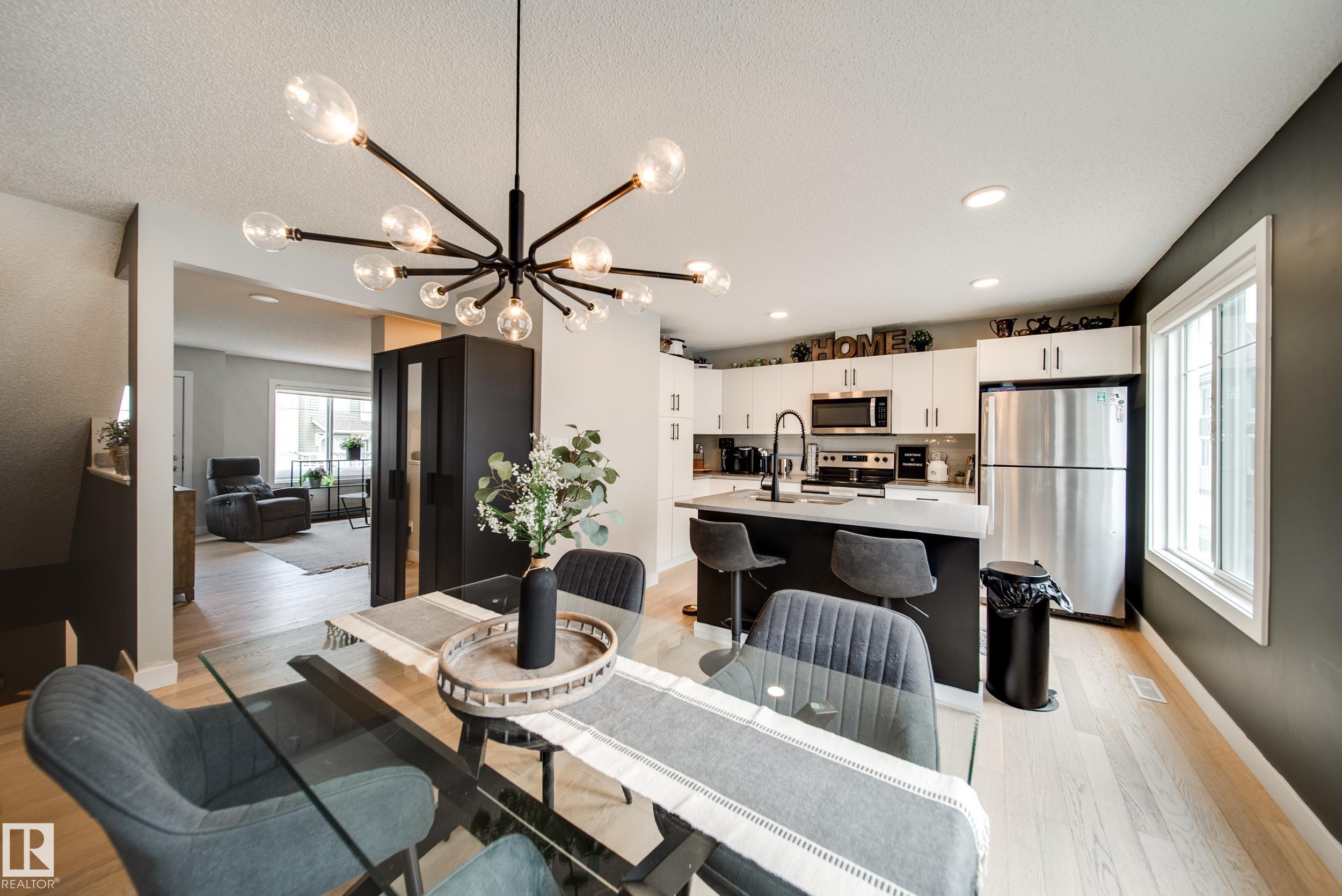 2922 Maple Way Northwest #42, Edmonton, AB T5T 1A5