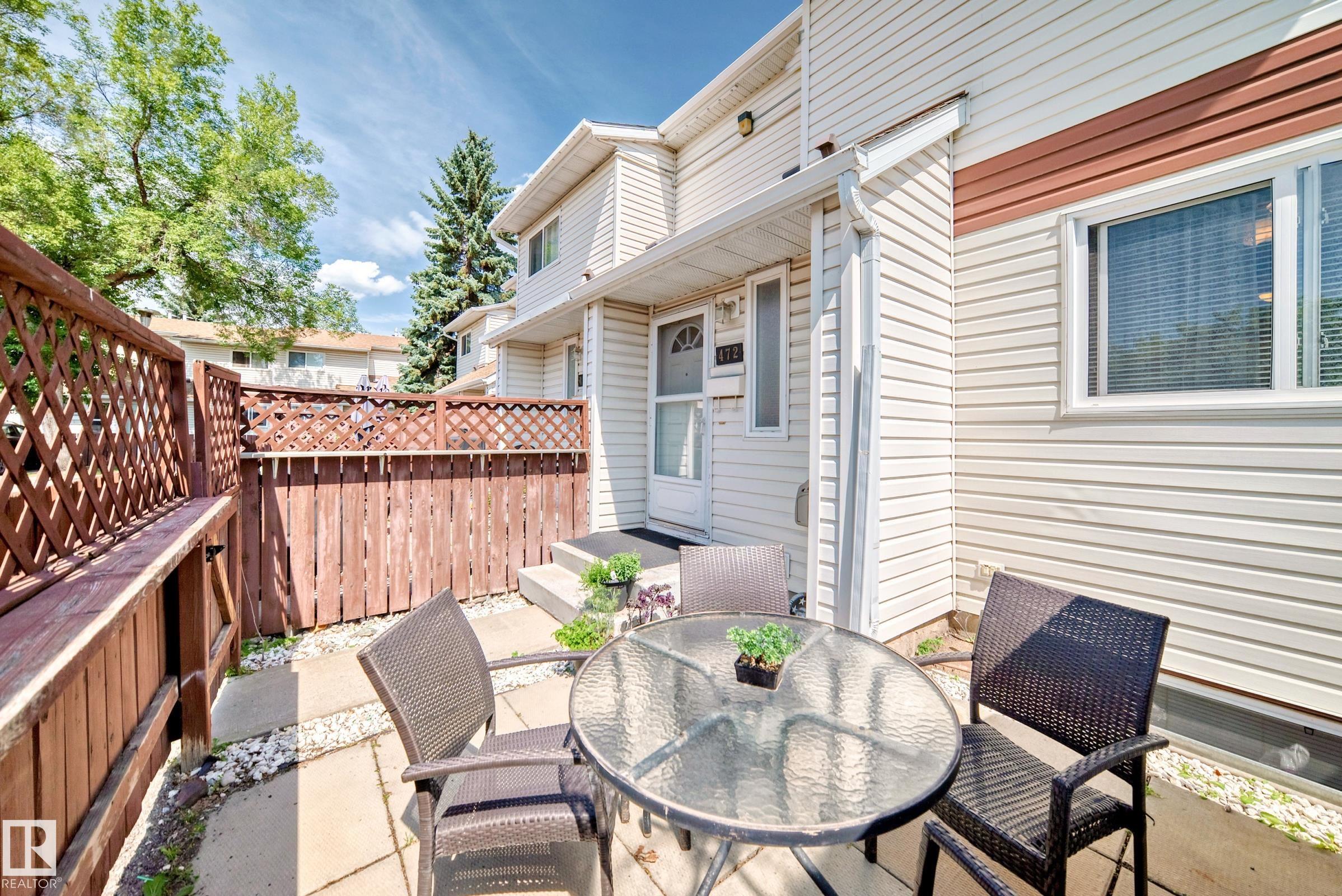 472 Clareview Rd NW, Edmonton, AB T5A 4G6